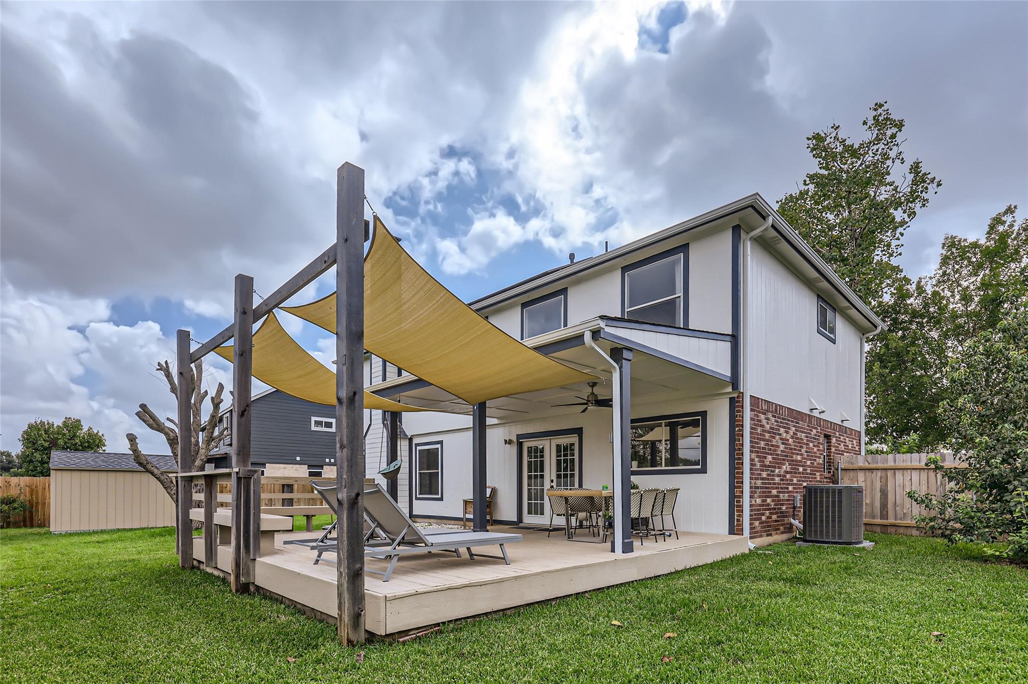 500 Hawthorne Ln, Round Rock, TX 78664