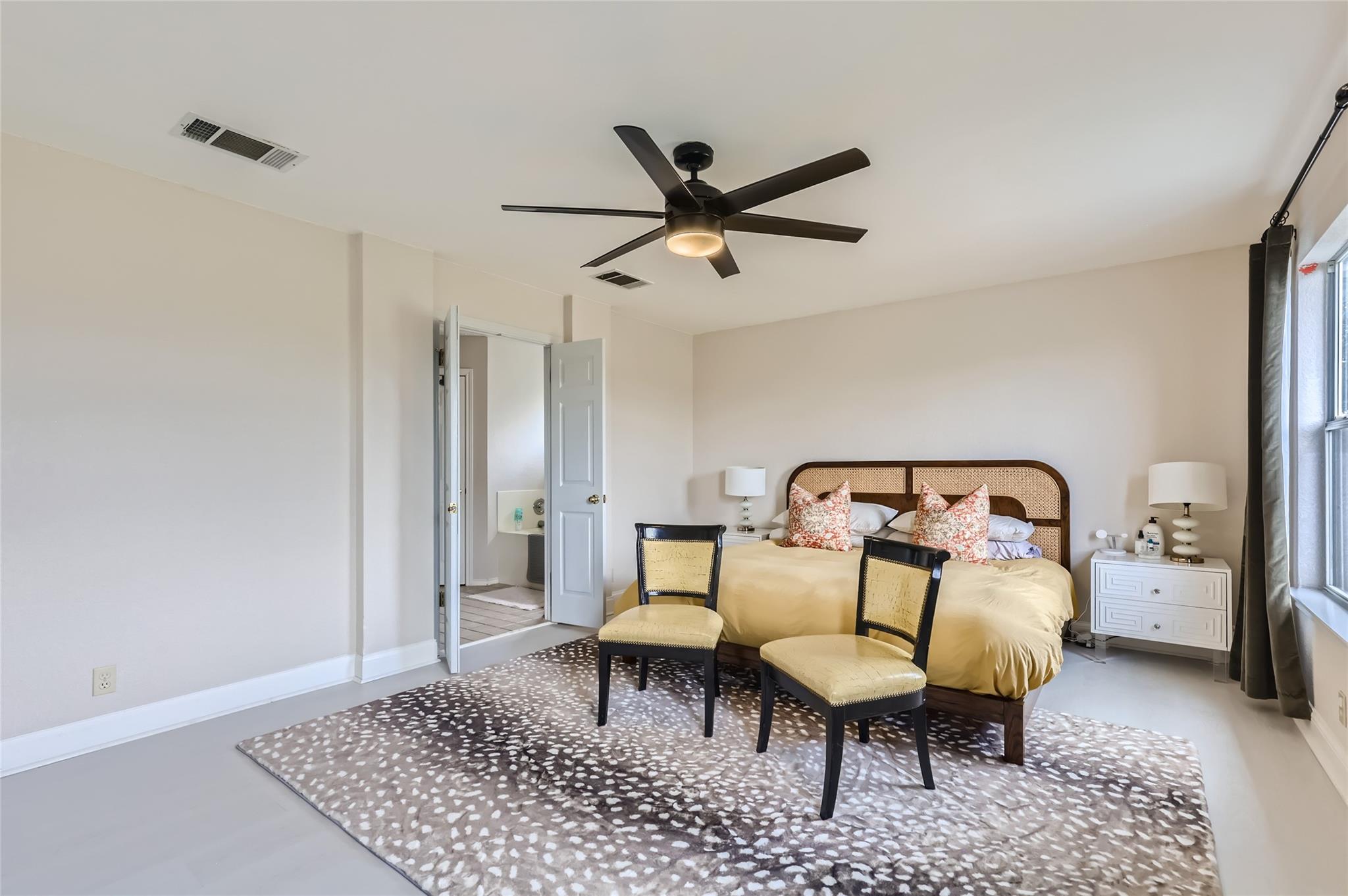 500 Hawthorne Ln, Round Rock, TX 78664
