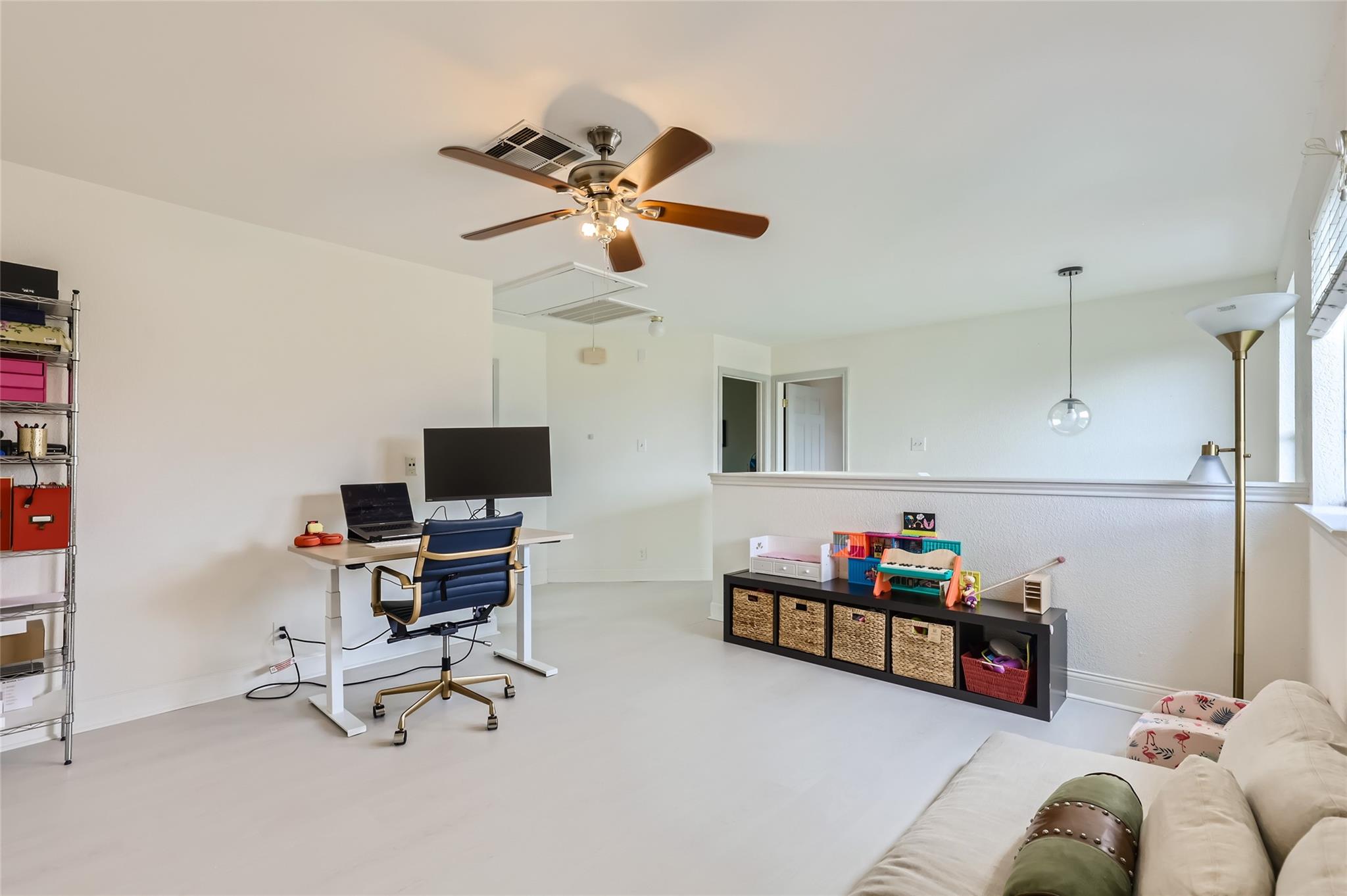 500 Hawthorne Ln, Round Rock, TX 78664