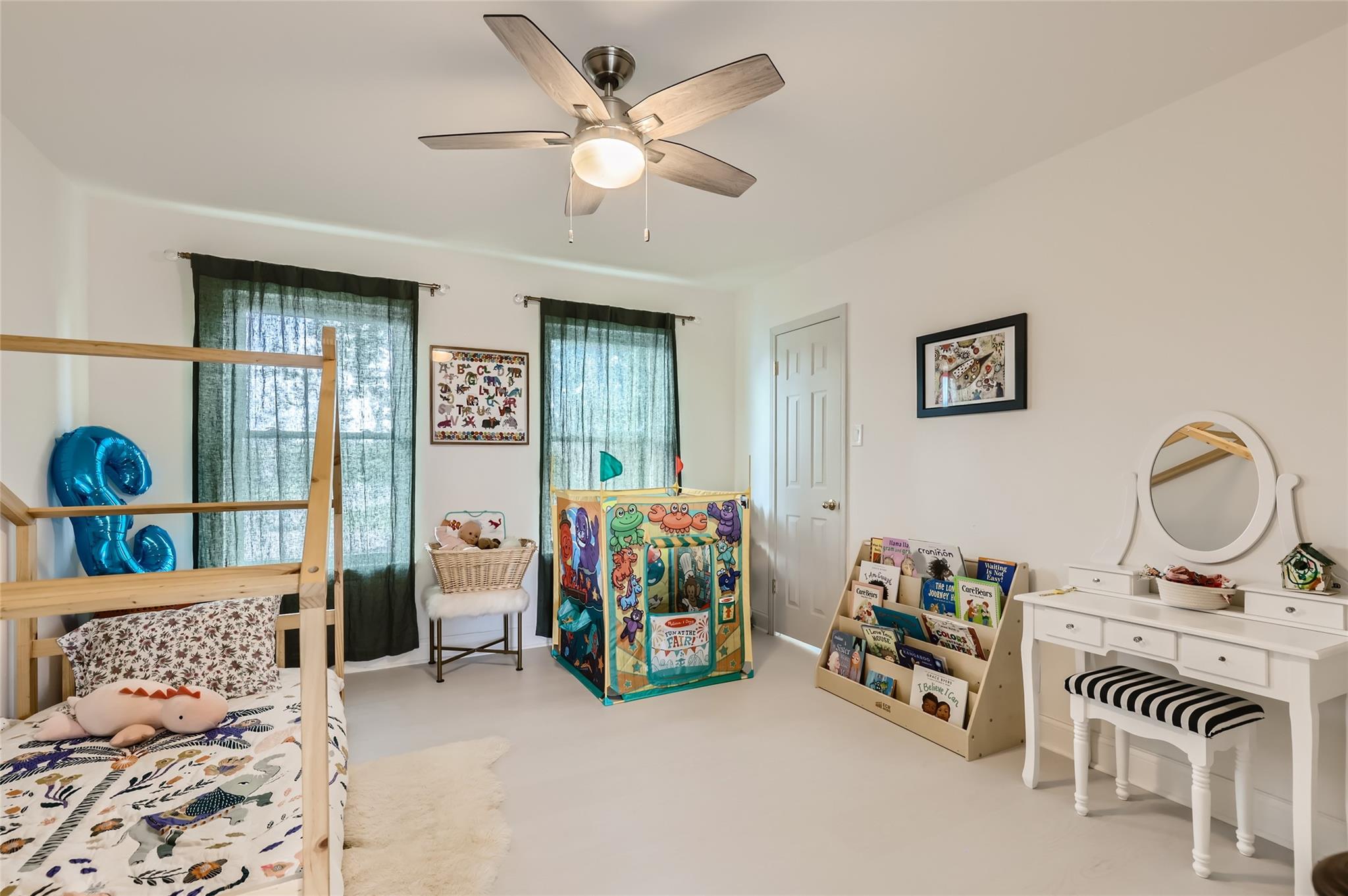 500 Hawthorne Ln, Round Rock, TX 78664