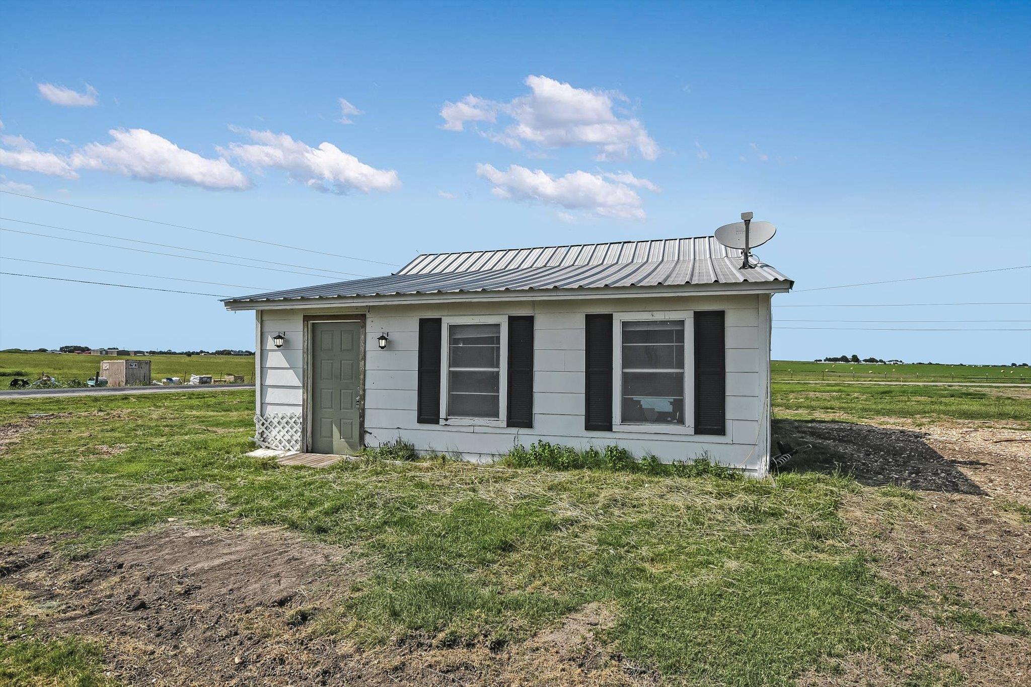 3707 Atkins Rd, Salado, TX 76571