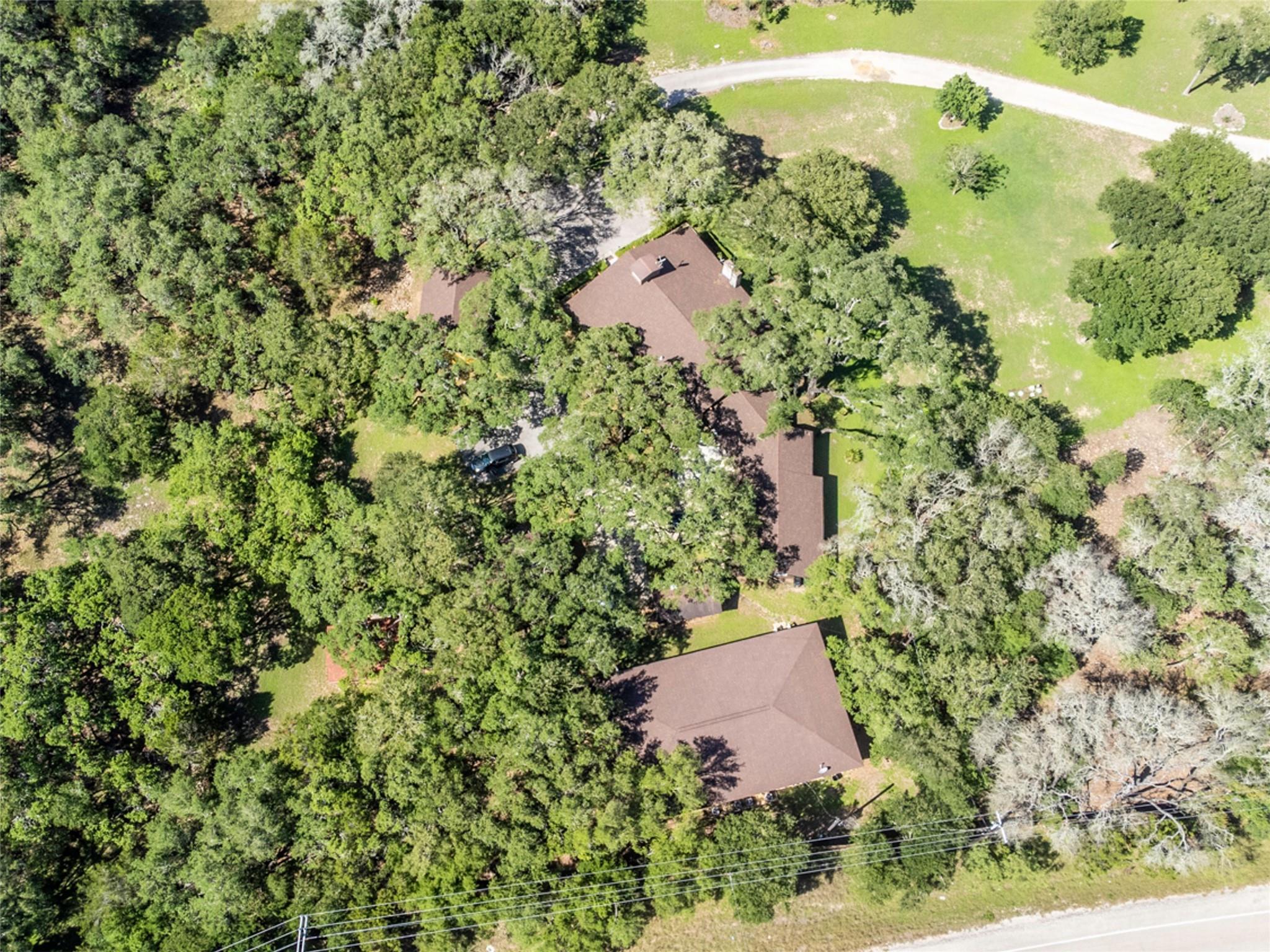 101 Hunters Glen Dr, San Marcos, TX 78666