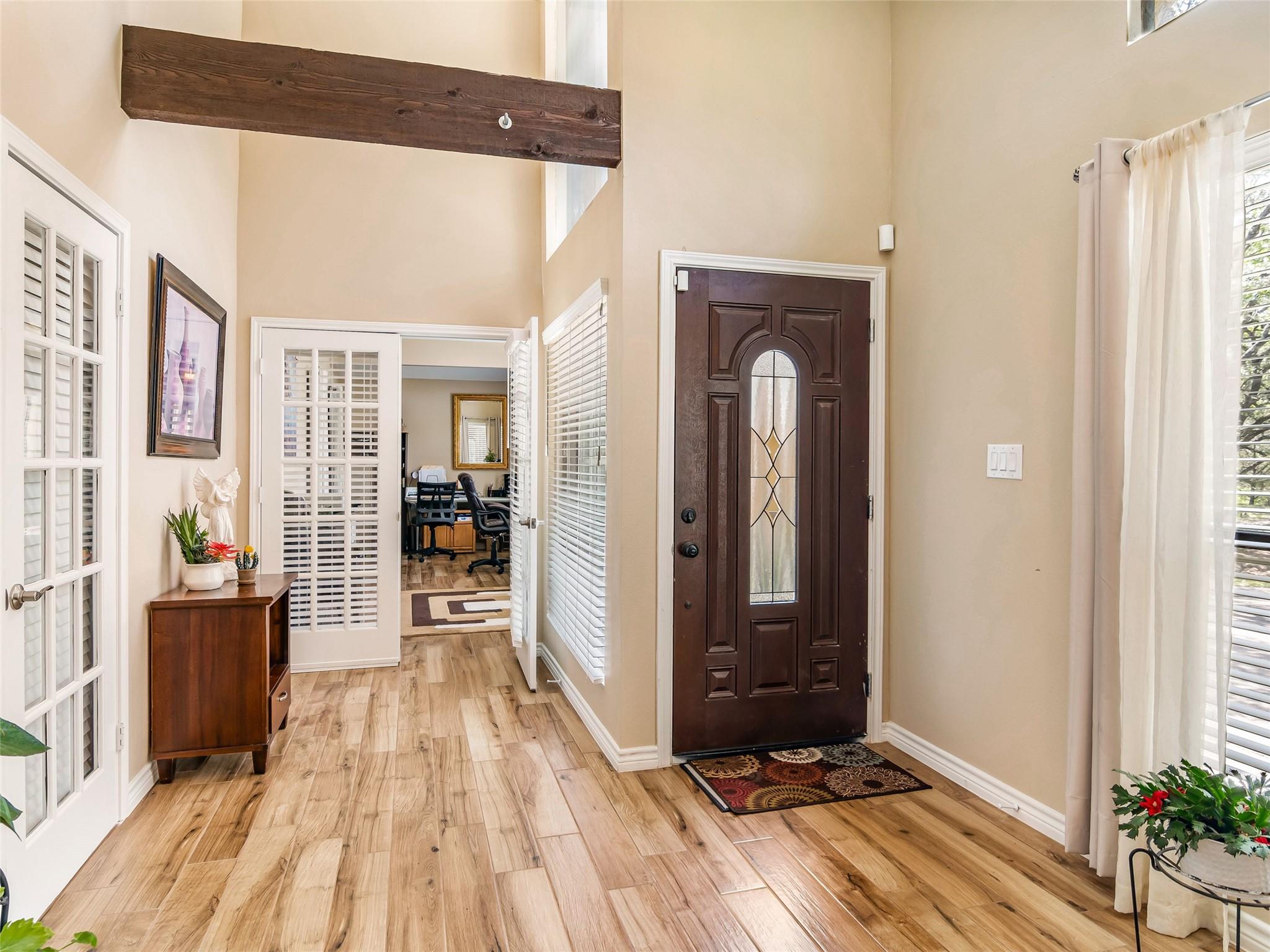 101 Hunters Glen Dr, San Marcos, TX 78666