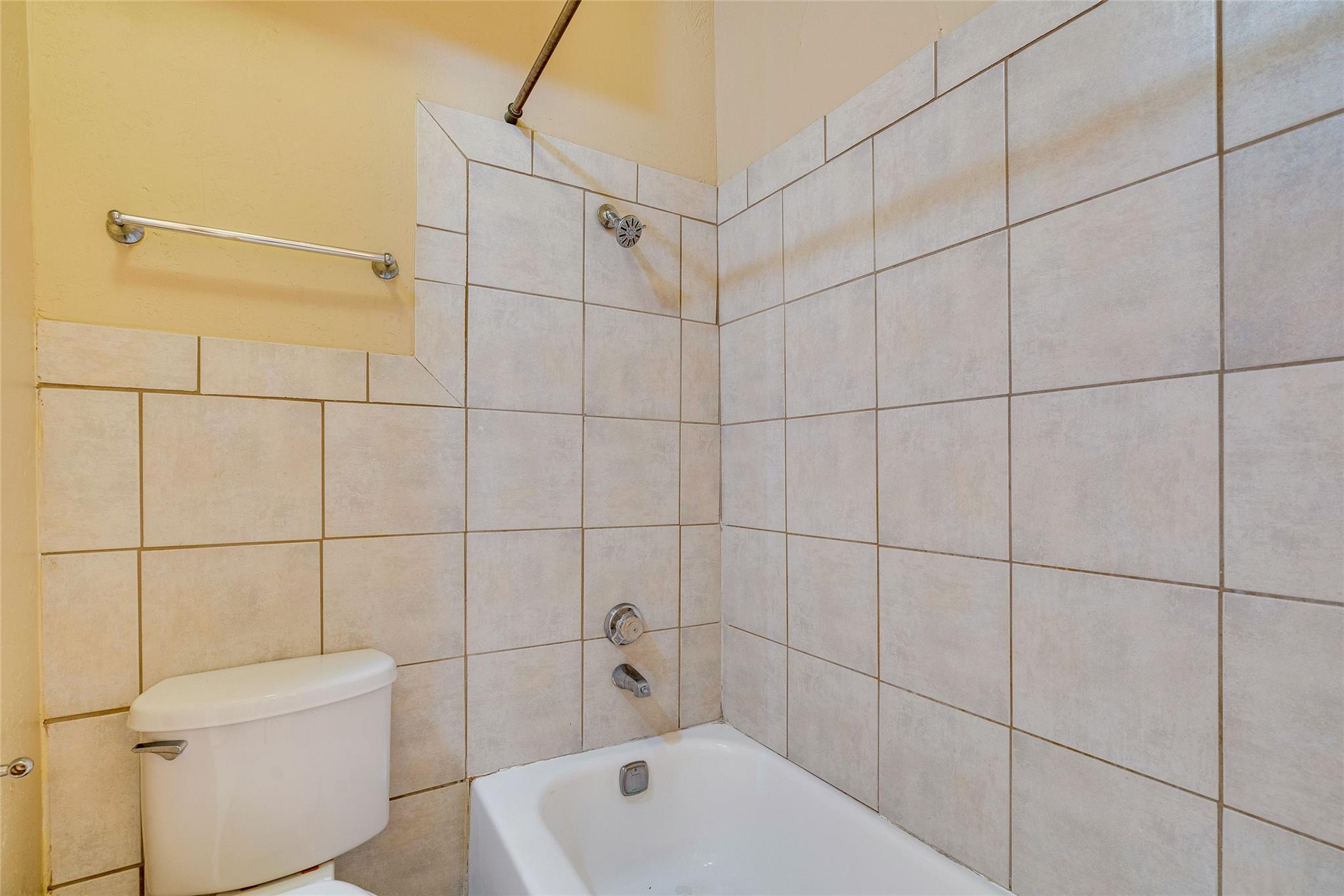 715 W 22 1/2 St # 205, Austin, TX 78705