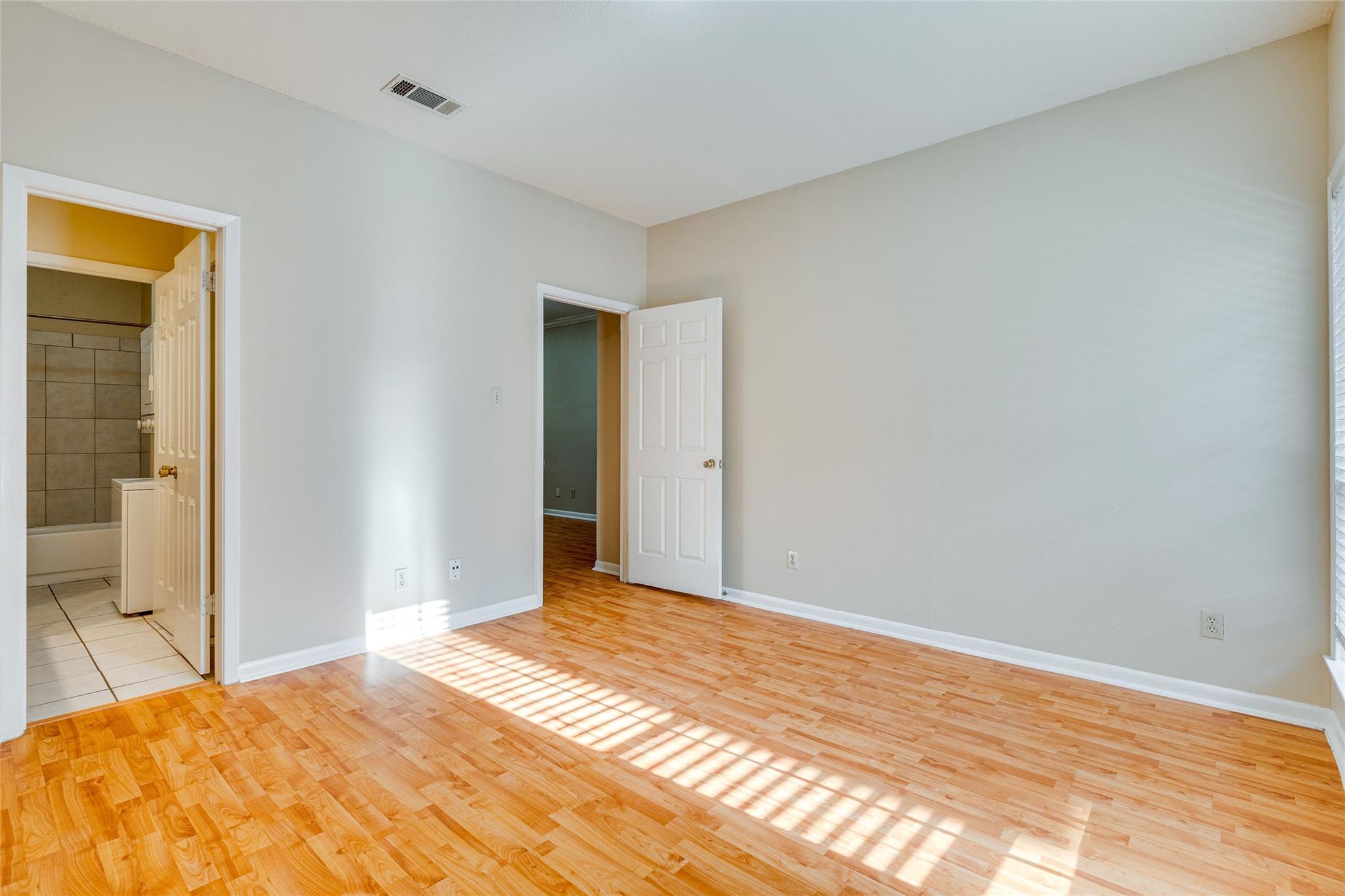 715 W 22 1/2 St # 205, Austin, TX 78705