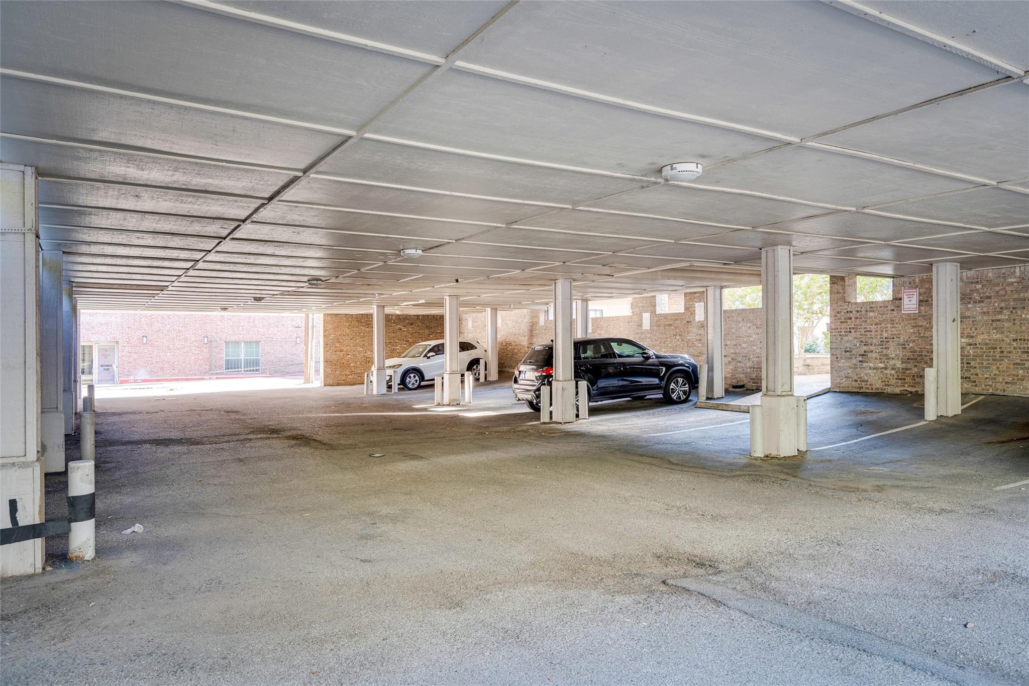 715 W 22 1/2 St # 205, Austin, TX 78705