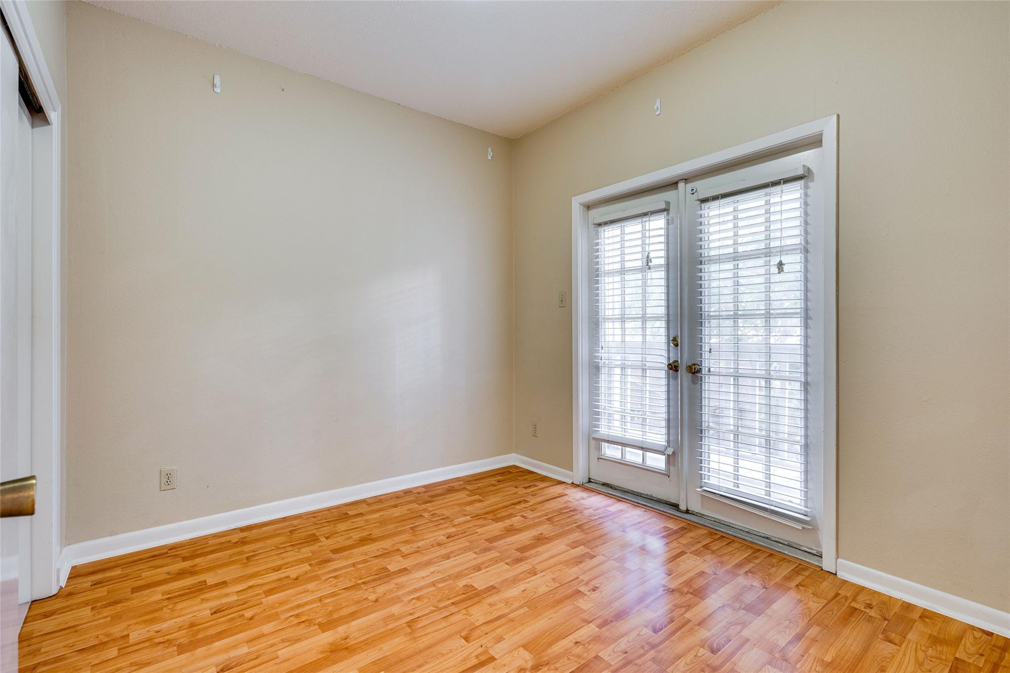 715 W 22 1/2 St # 205, Austin, TX 78705