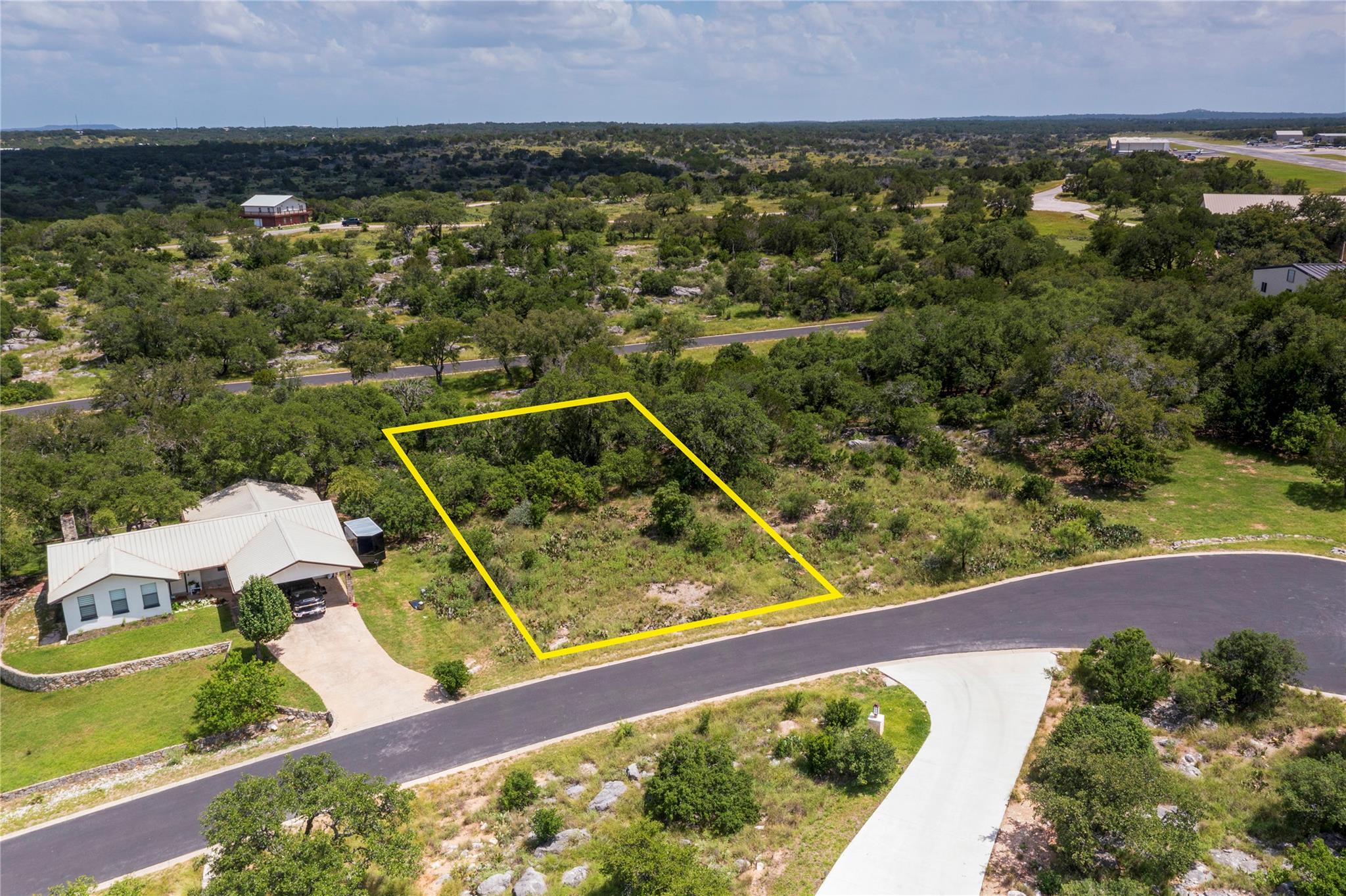1105 Ute Rd, Horseshoe Bay, TX 78657