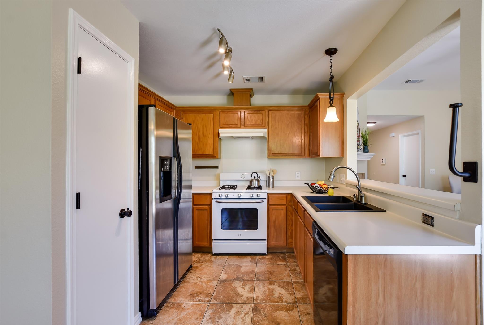 790 Winborne Way, Buda, TX 78610