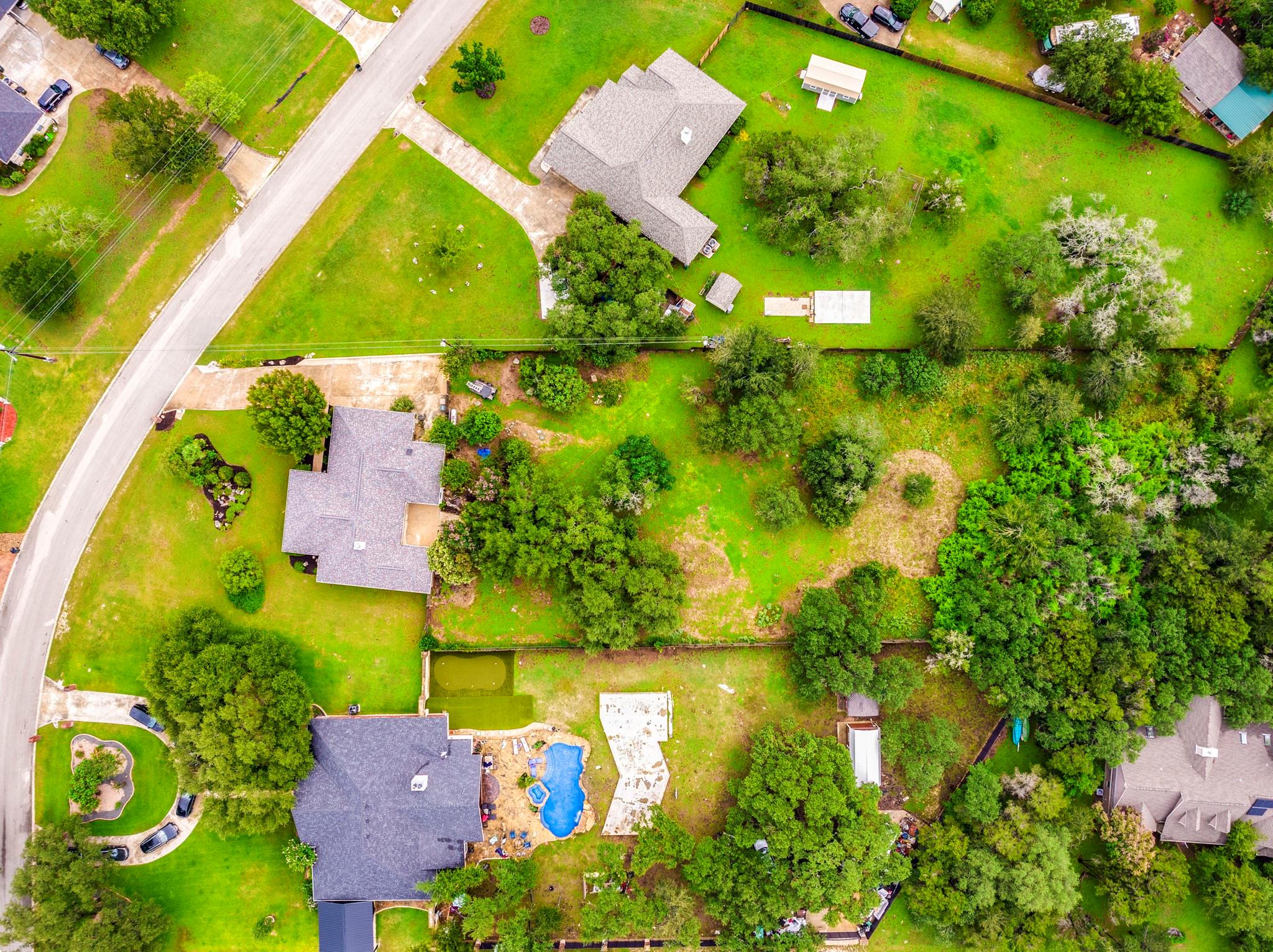 1205 Mountain View Dr, San Marcos, TX 78666