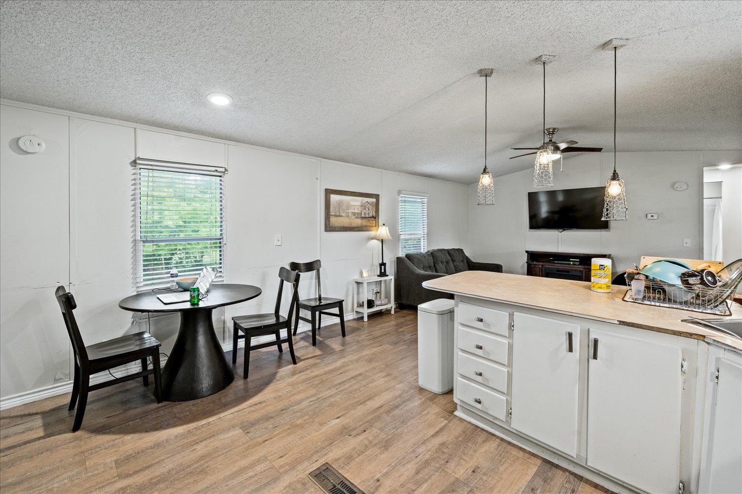 272 Quail Ridge Dr, Kyle, TX 78640