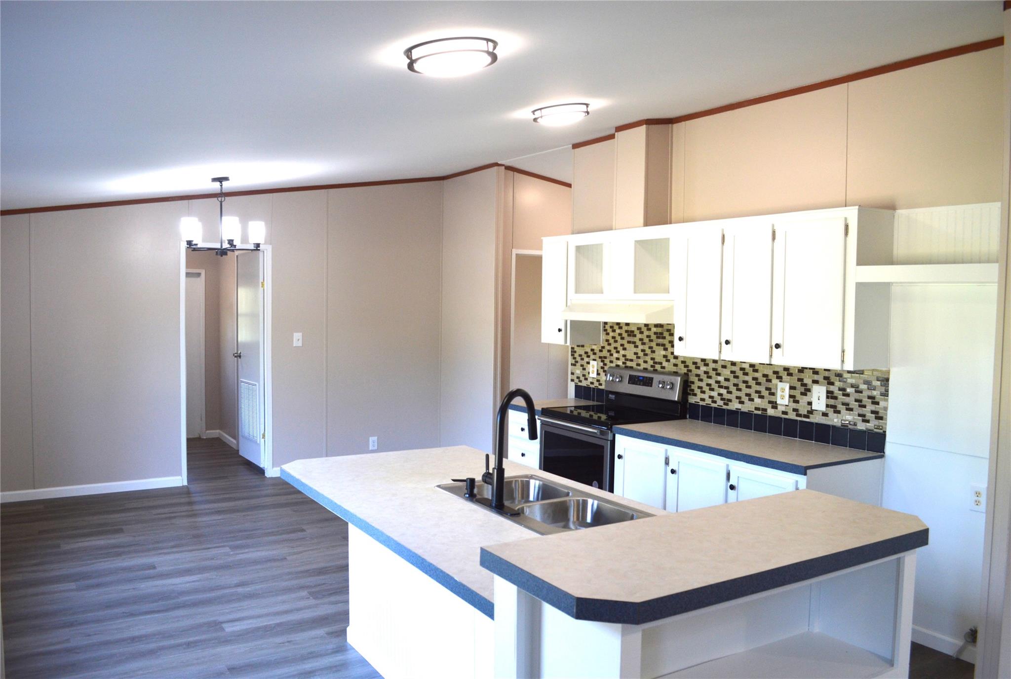 400 Saratoga Springs Pl, Liberty Hill, TX 78642