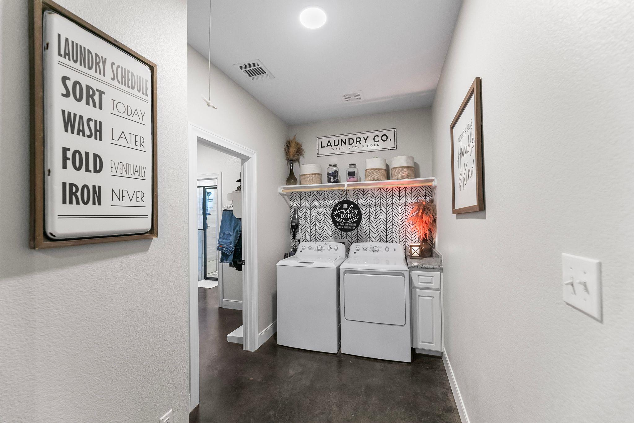 102 Moku Ct, Bastrop, TX 78602