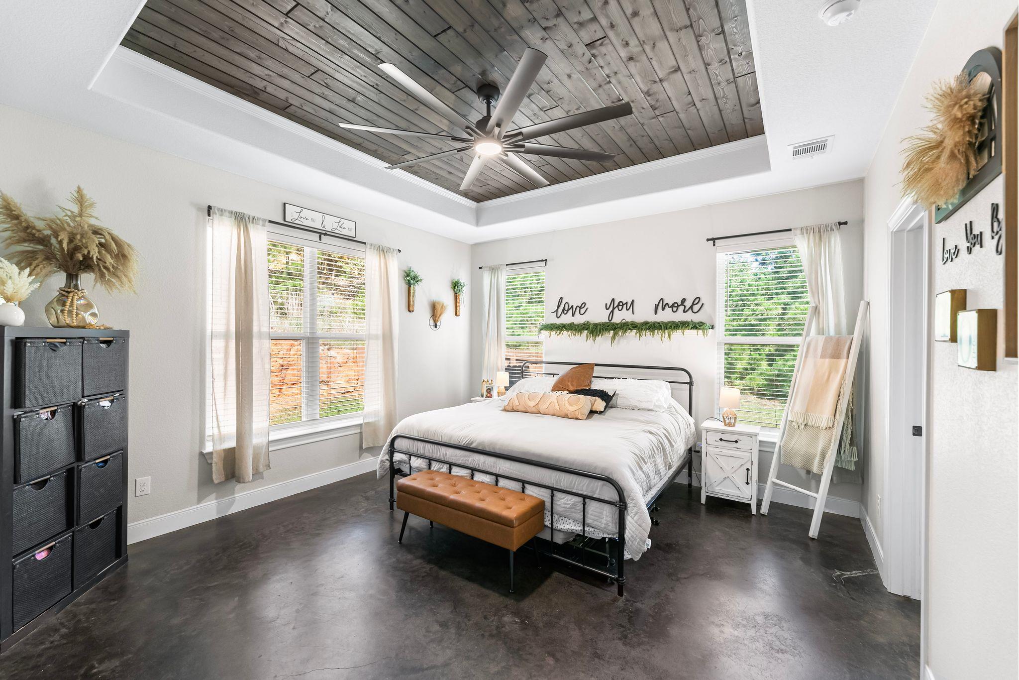 102 Moku Ct, Bastrop, TX 78602