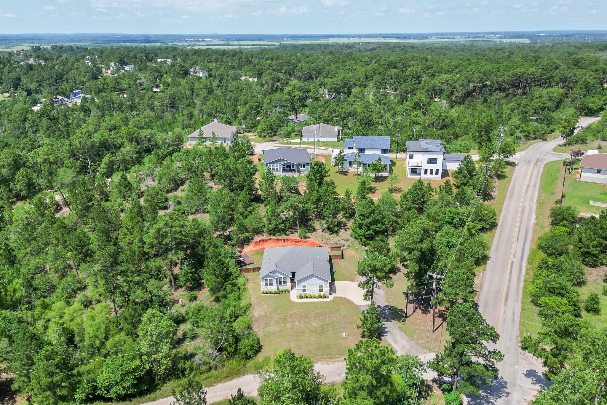102 Moku Ct, Bastrop, TX 78602