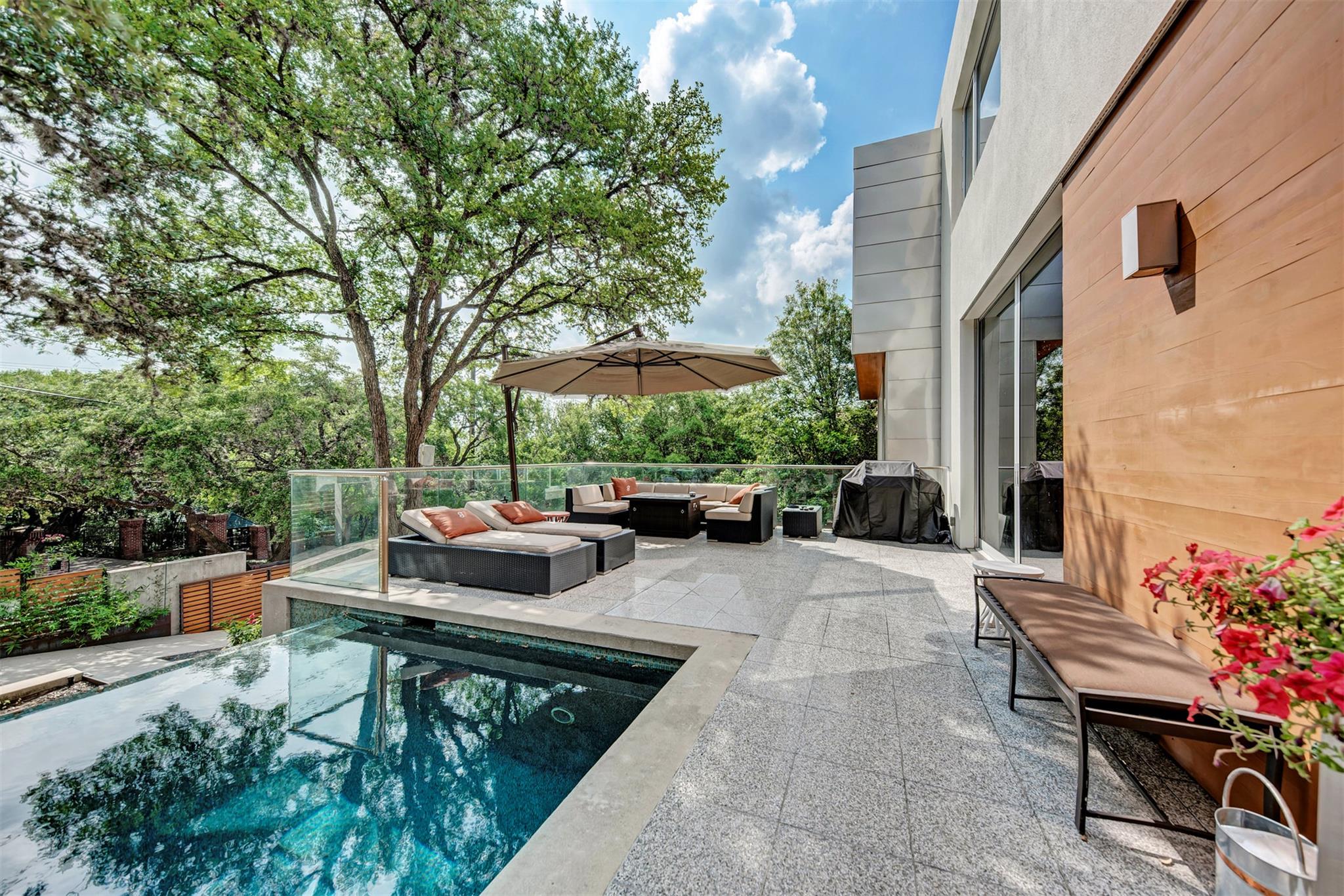 2505 Stratford Dr, Austin, TX 78746