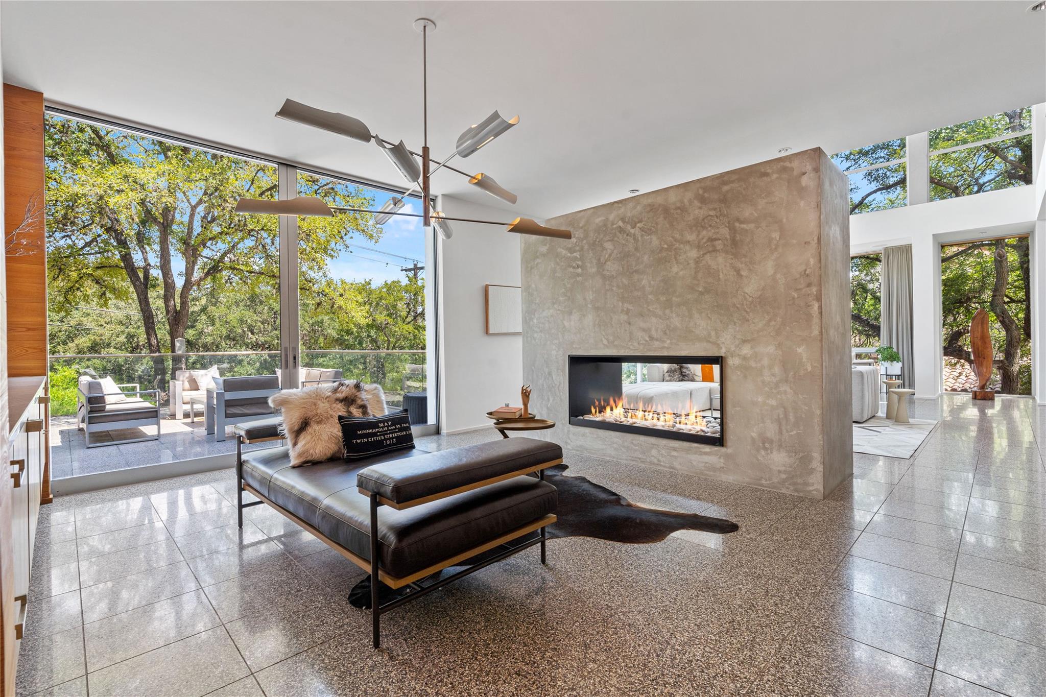2505 Stratford Dr, Austin, TX 78746