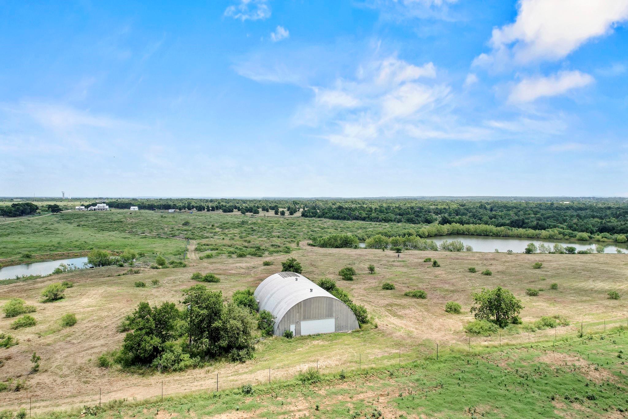 3935 County Road 463, Elgin, TX 78621