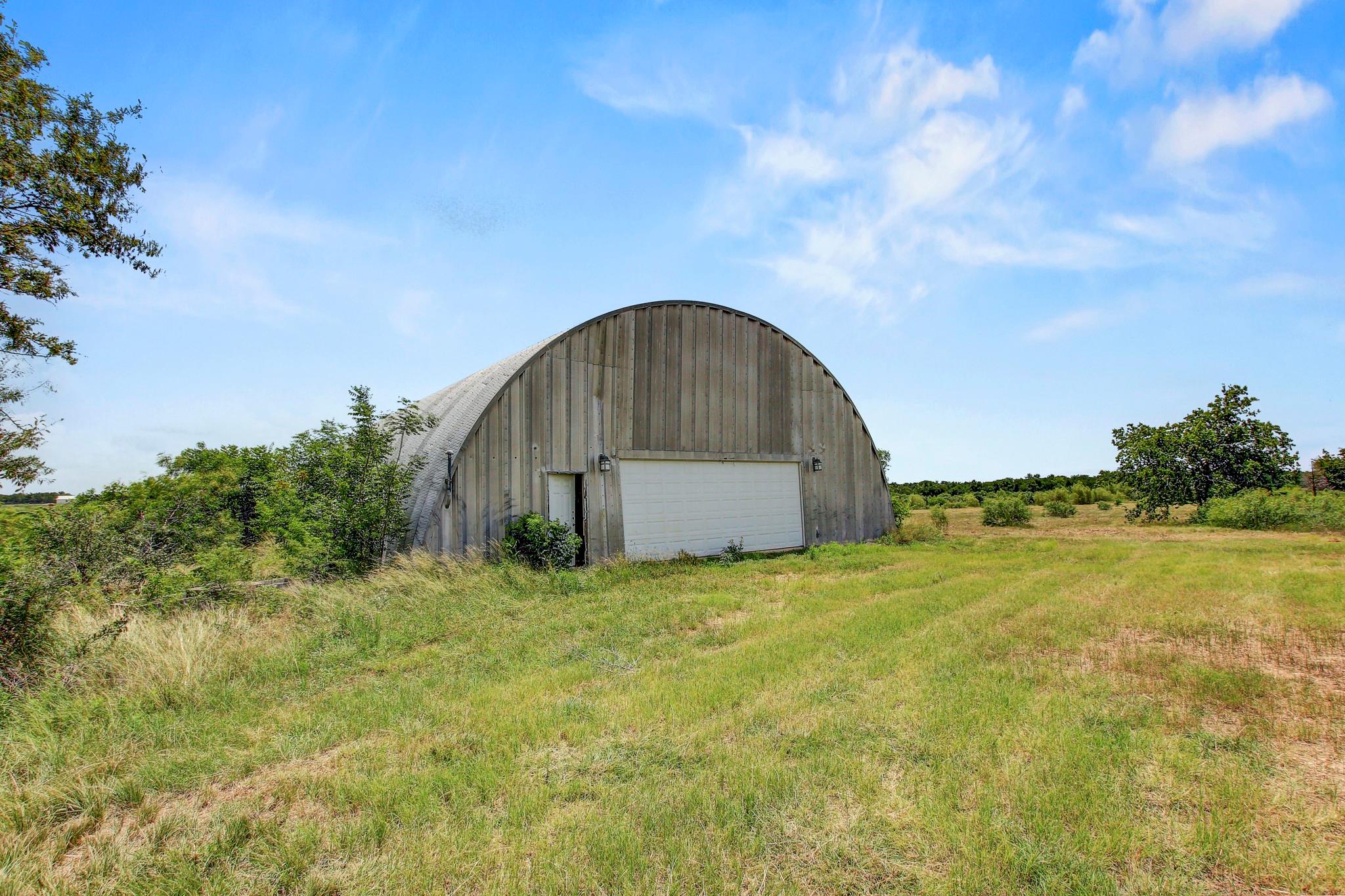 3935 County Road 463, Elgin, TX 78621