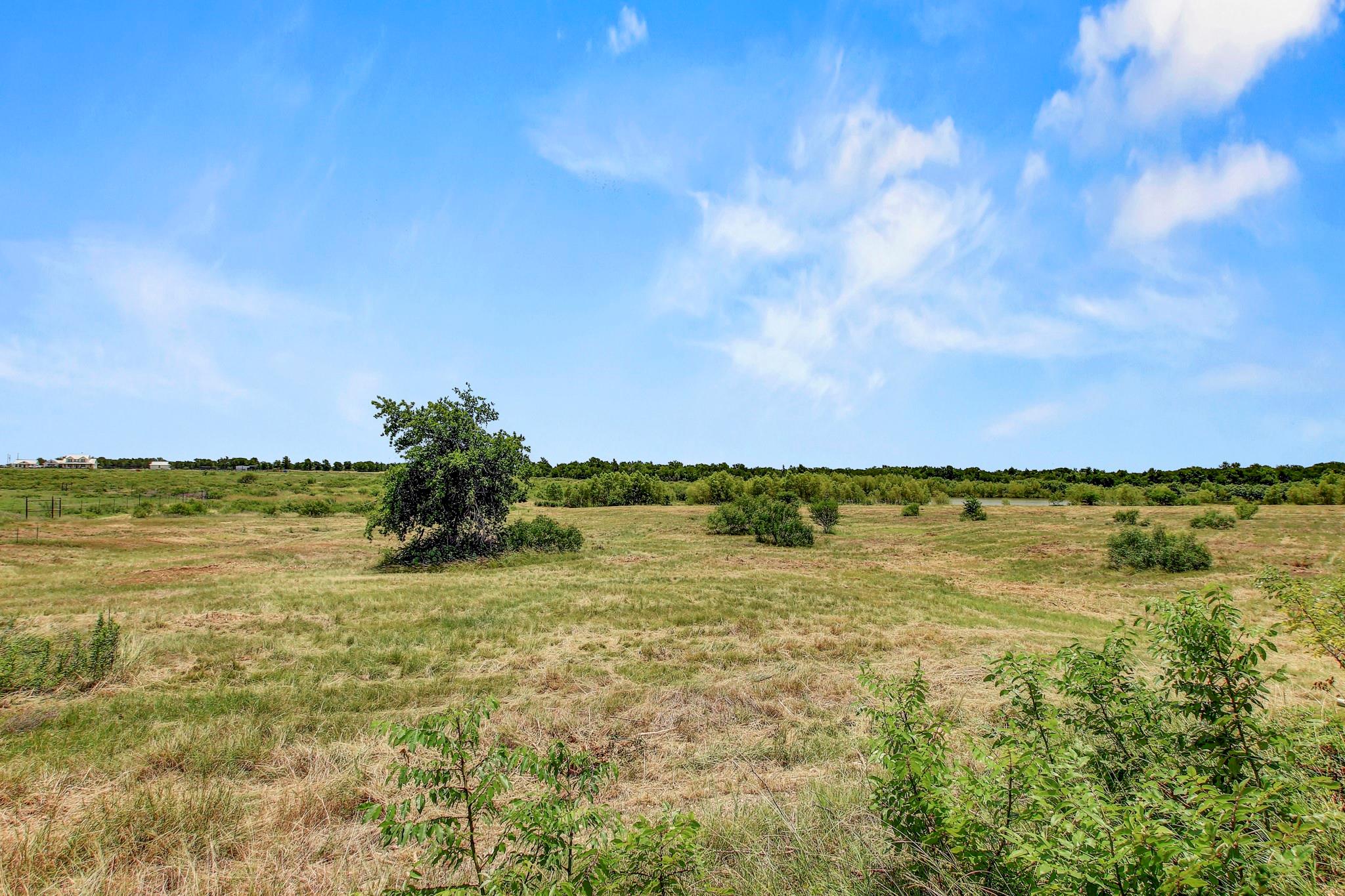 3935 County Road 463, Elgin, TX 78621