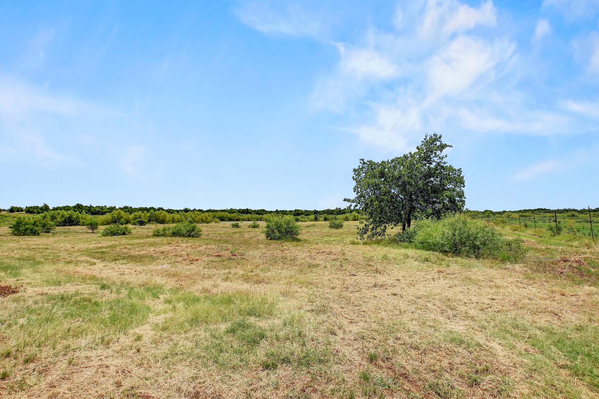 3935 County Road 463, Elgin, TX 78621