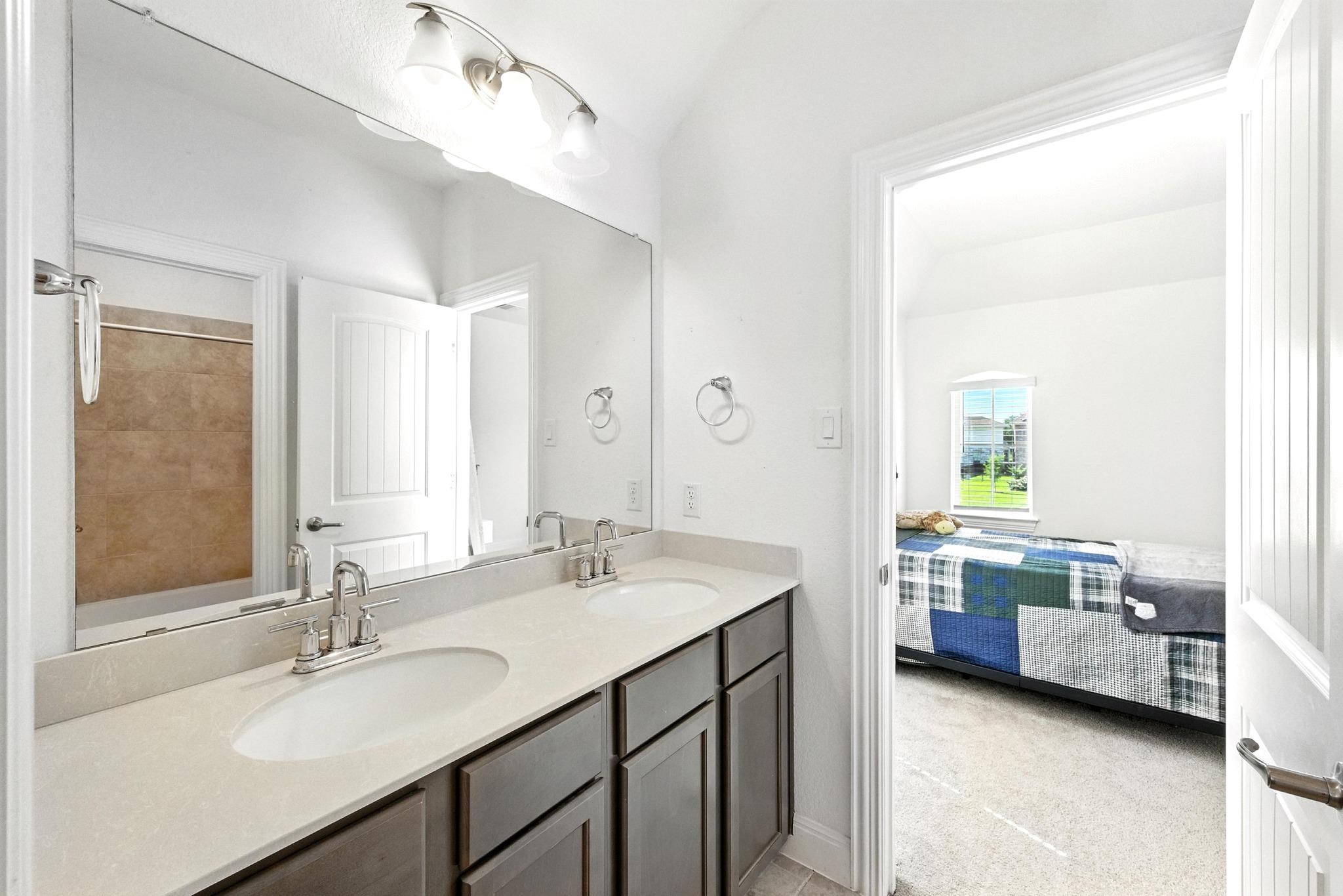 216 Tovas Secret Cv, Georgetown, TX 78628