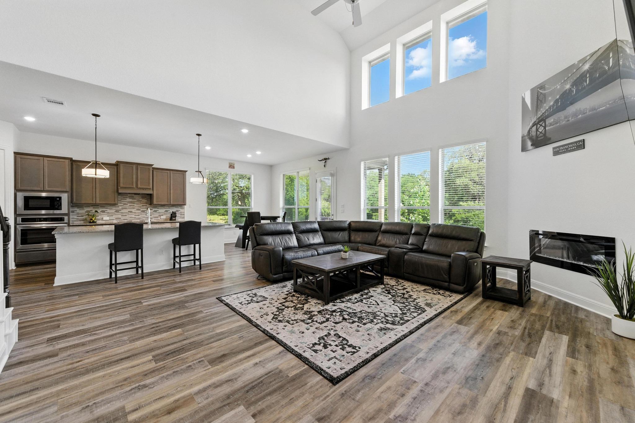 216 Tovas Secret Cv, Georgetown, TX 78628