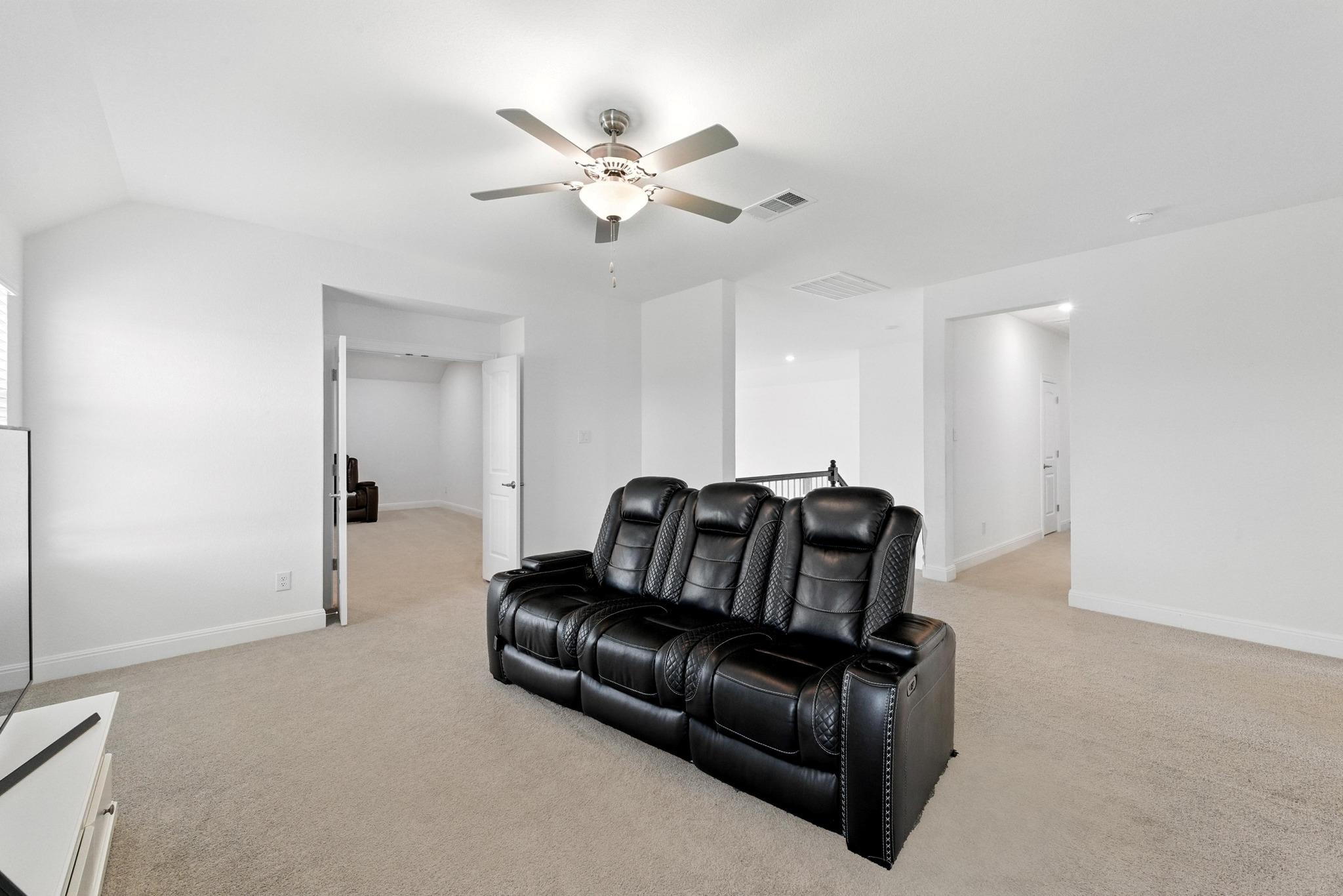 216 Tovas Secret Cv, Georgetown, TX 78628