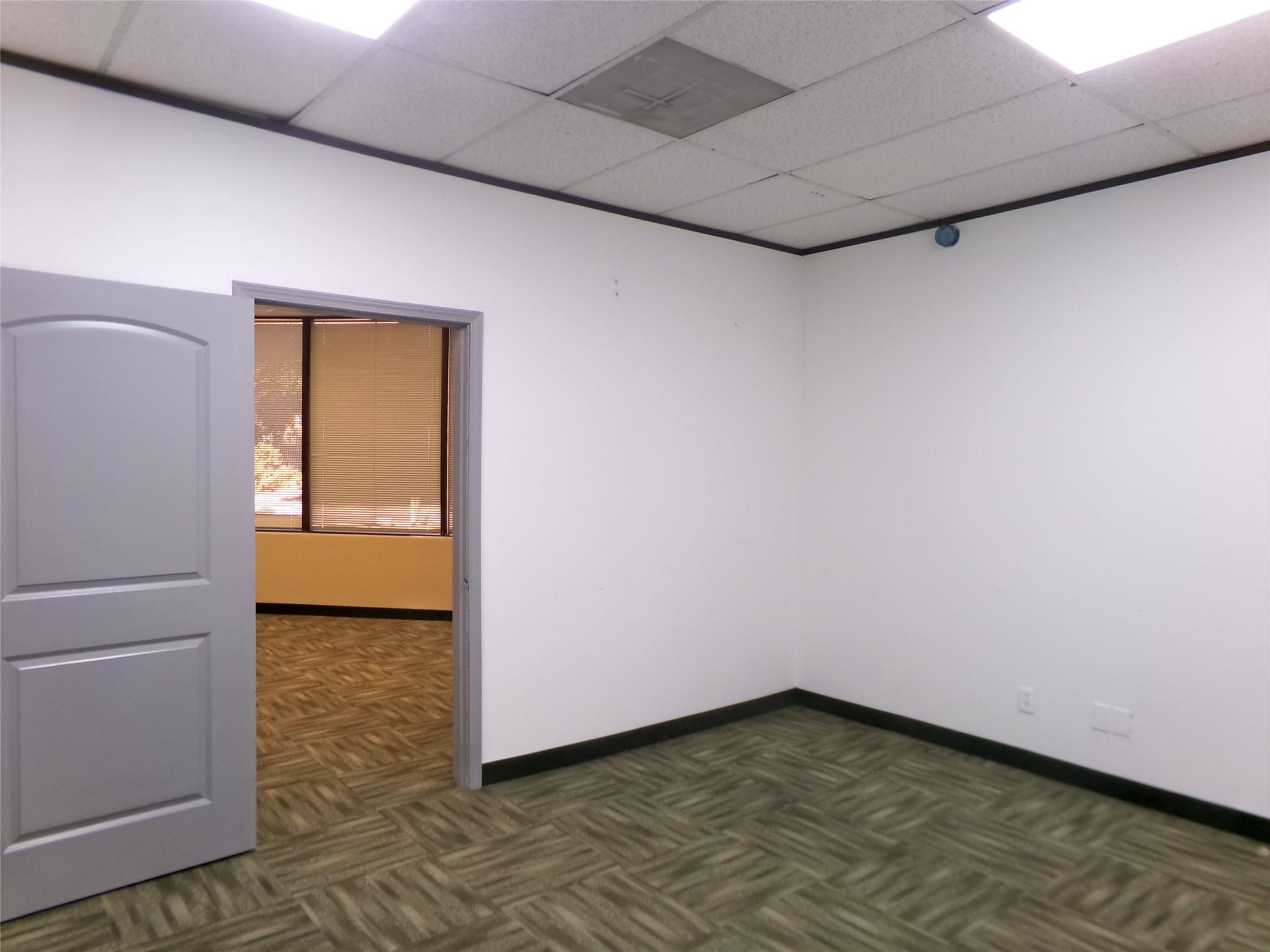 9800 N Lamar Blvd # 160, Austin, TX 78753