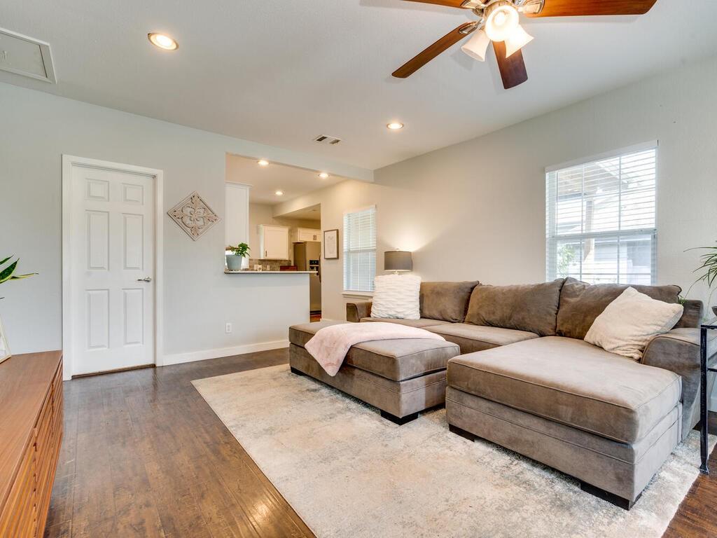 3010 E 14th St, Austin, TX 78702