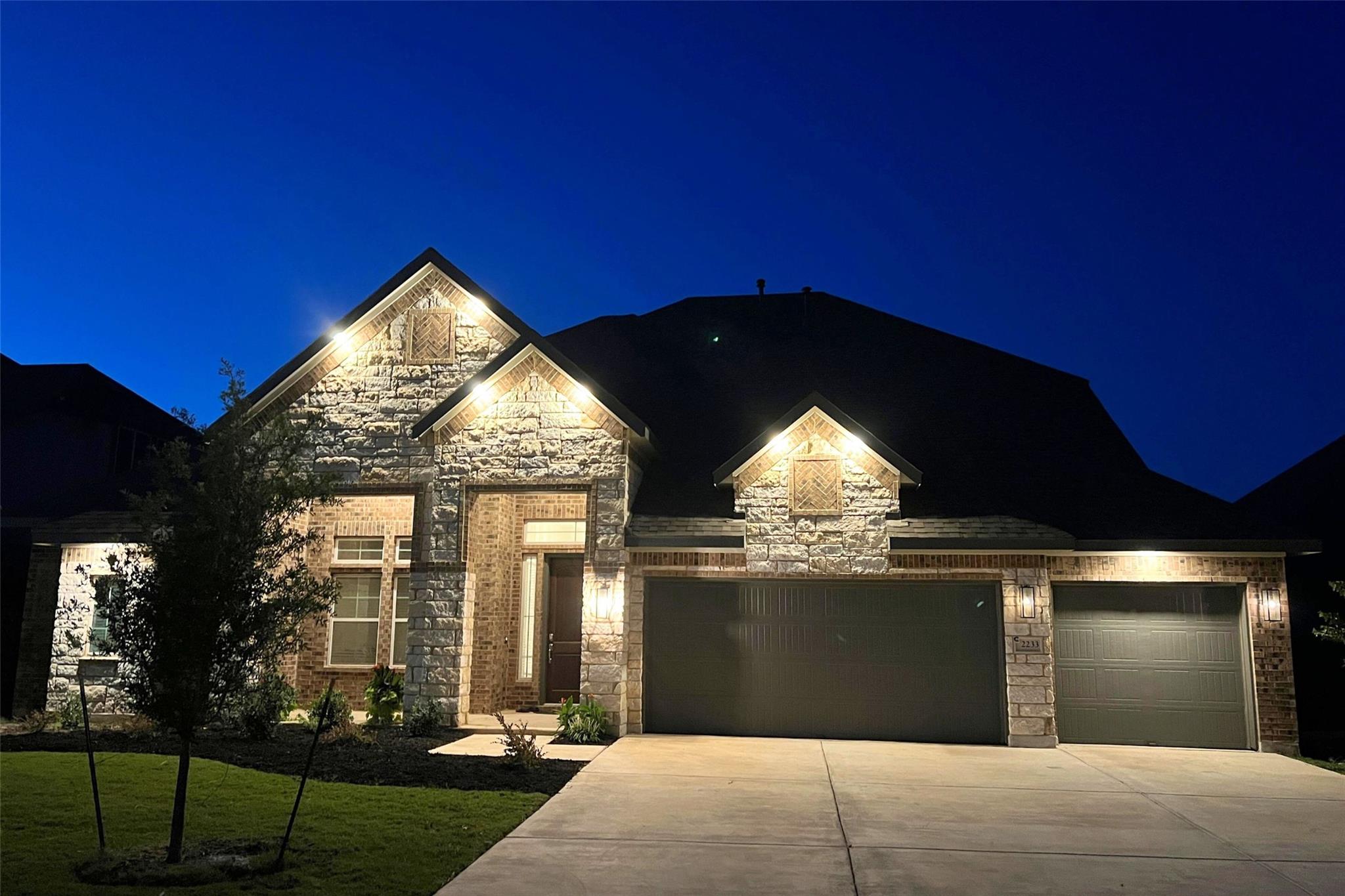 2233 Bellisa Vista Dr, Leander, TX 78641