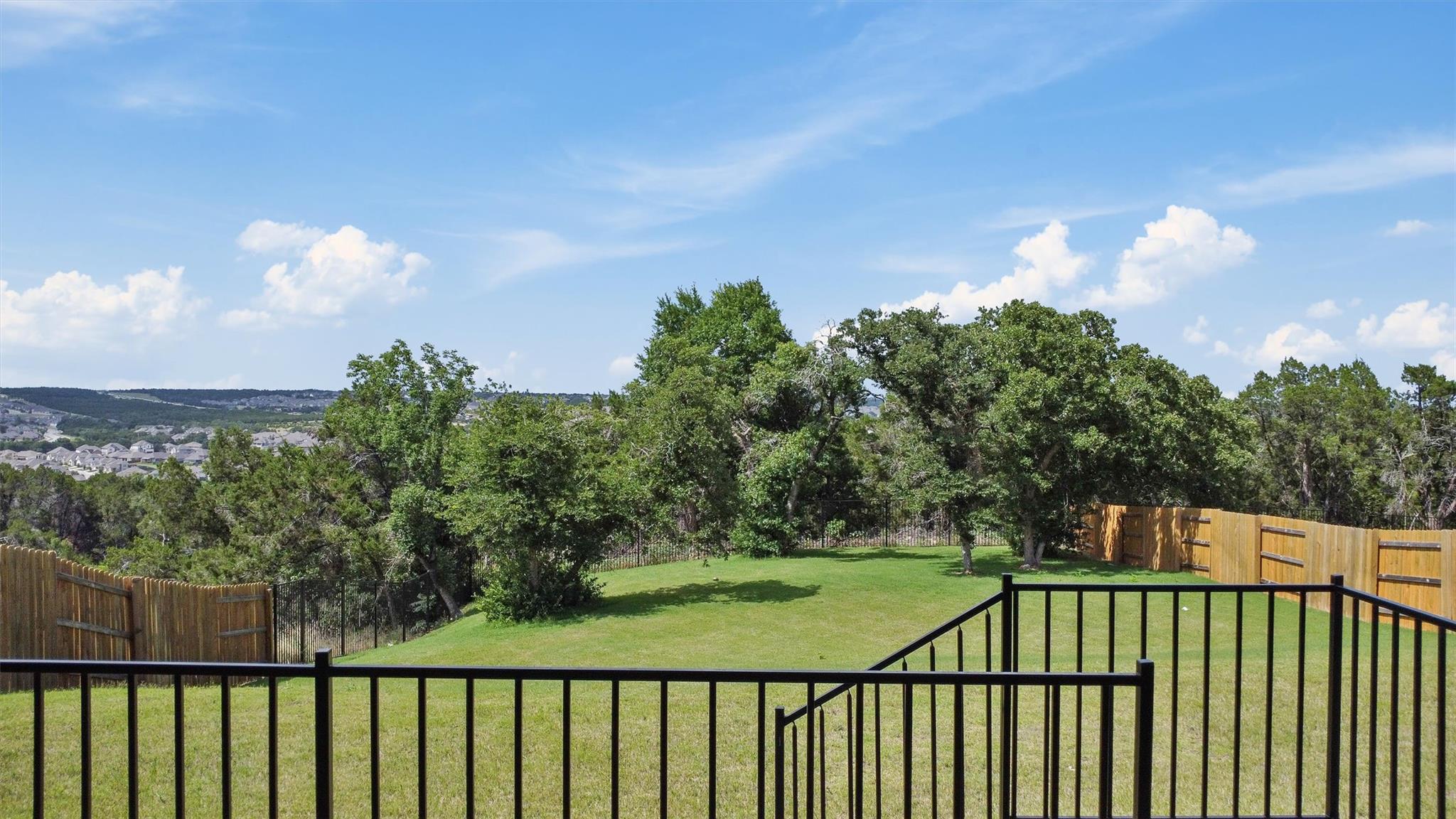2233 Bellisa Vista Dr, Leander, TX 78641