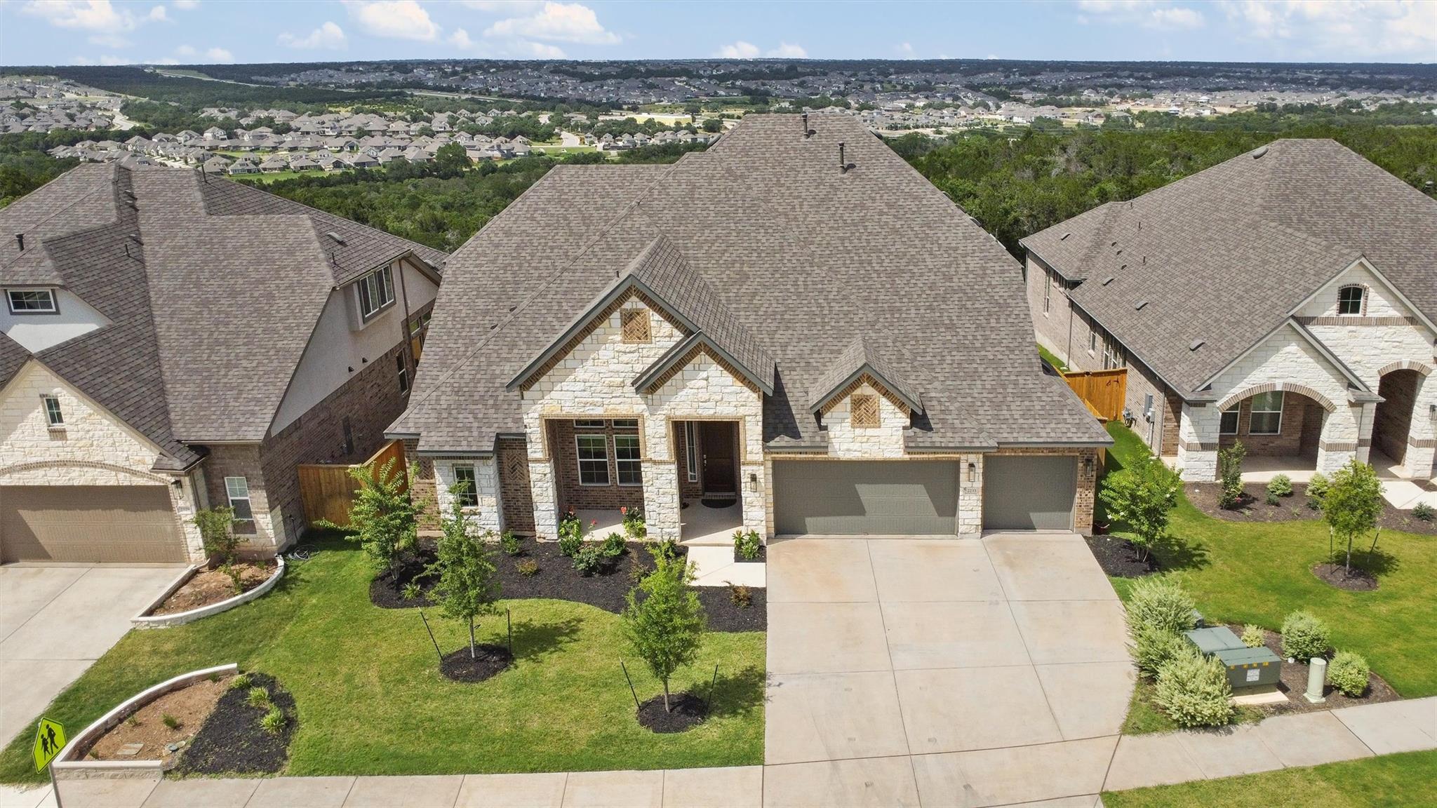 2233 Bellisa Vista Dr, Leander, TX 78641