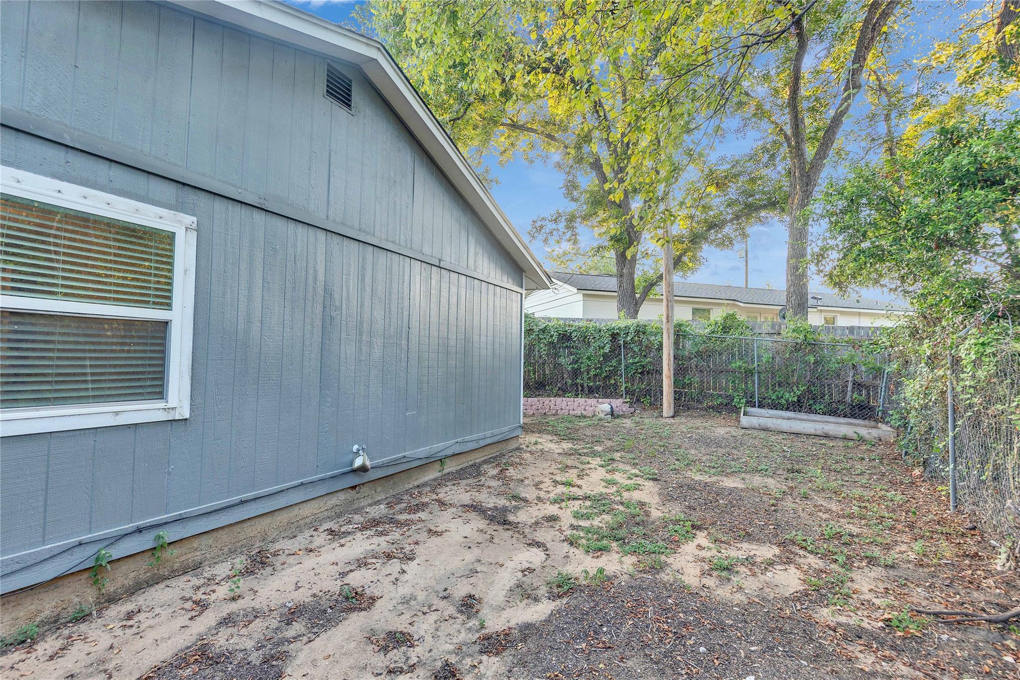 4721 Blueberry Trl # A, Austin, TX 78723