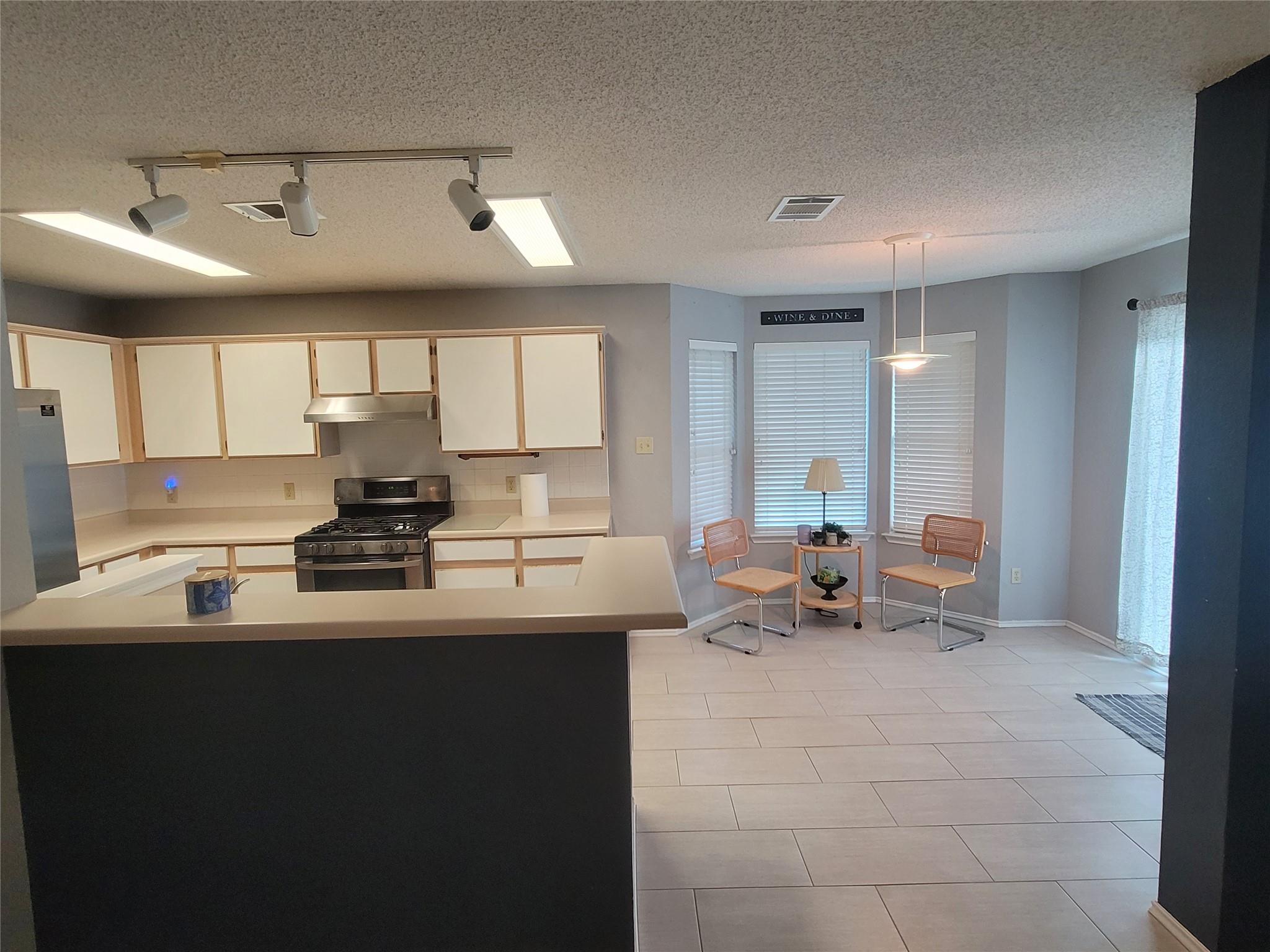 1805 Timber Ridge Dr, Cedar Park, TX 78613