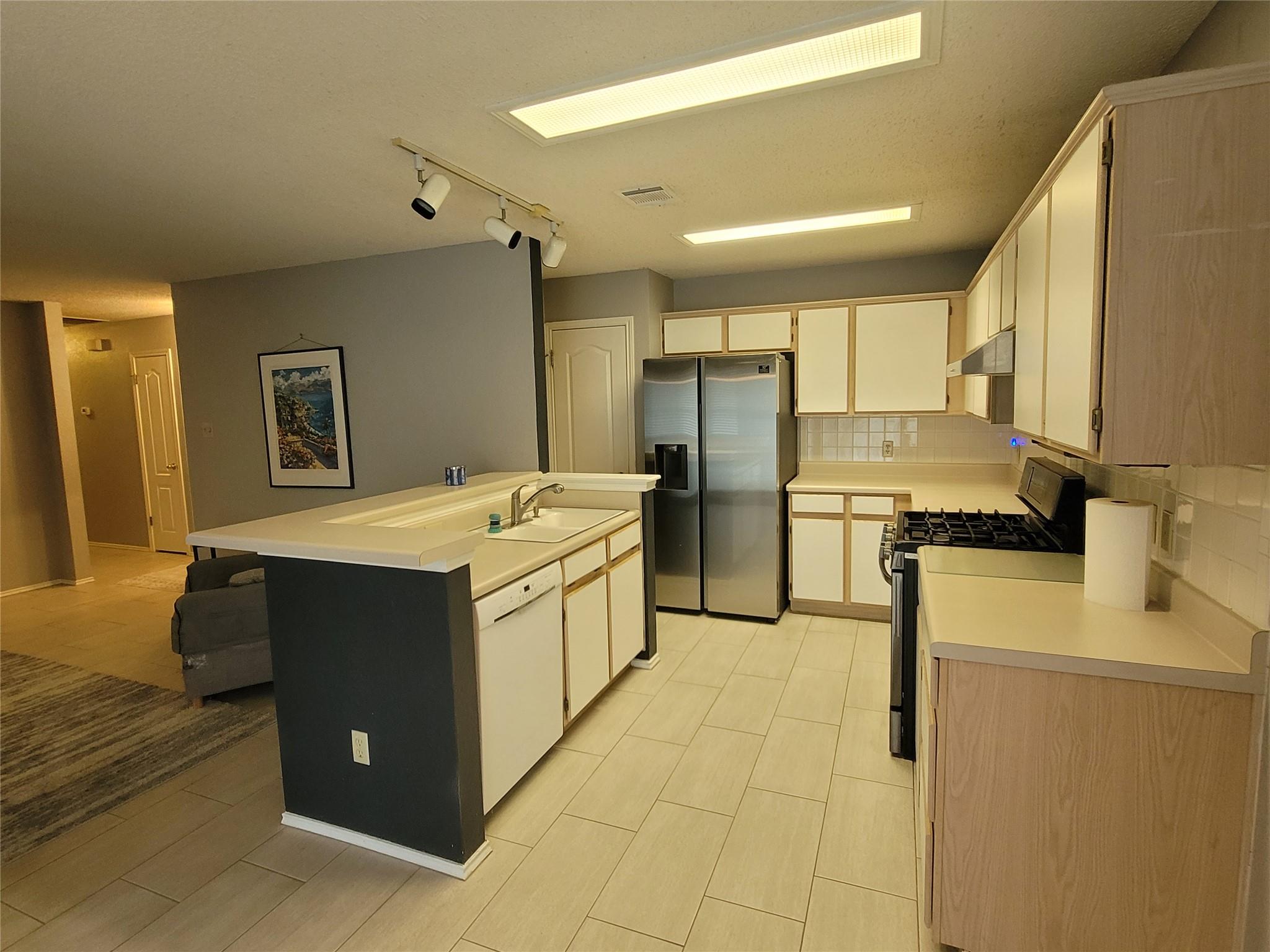 1805 Timber Ridge Dr, Cedar Park, TX 78613