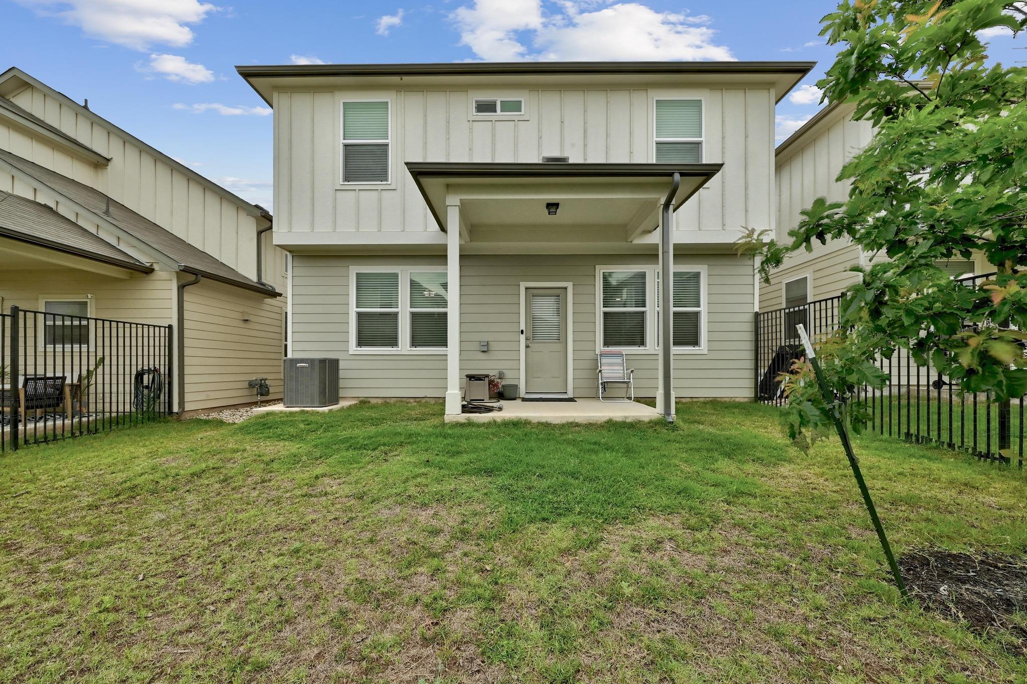 10005 Dawn Pearl Dr, Austin, TX 78748