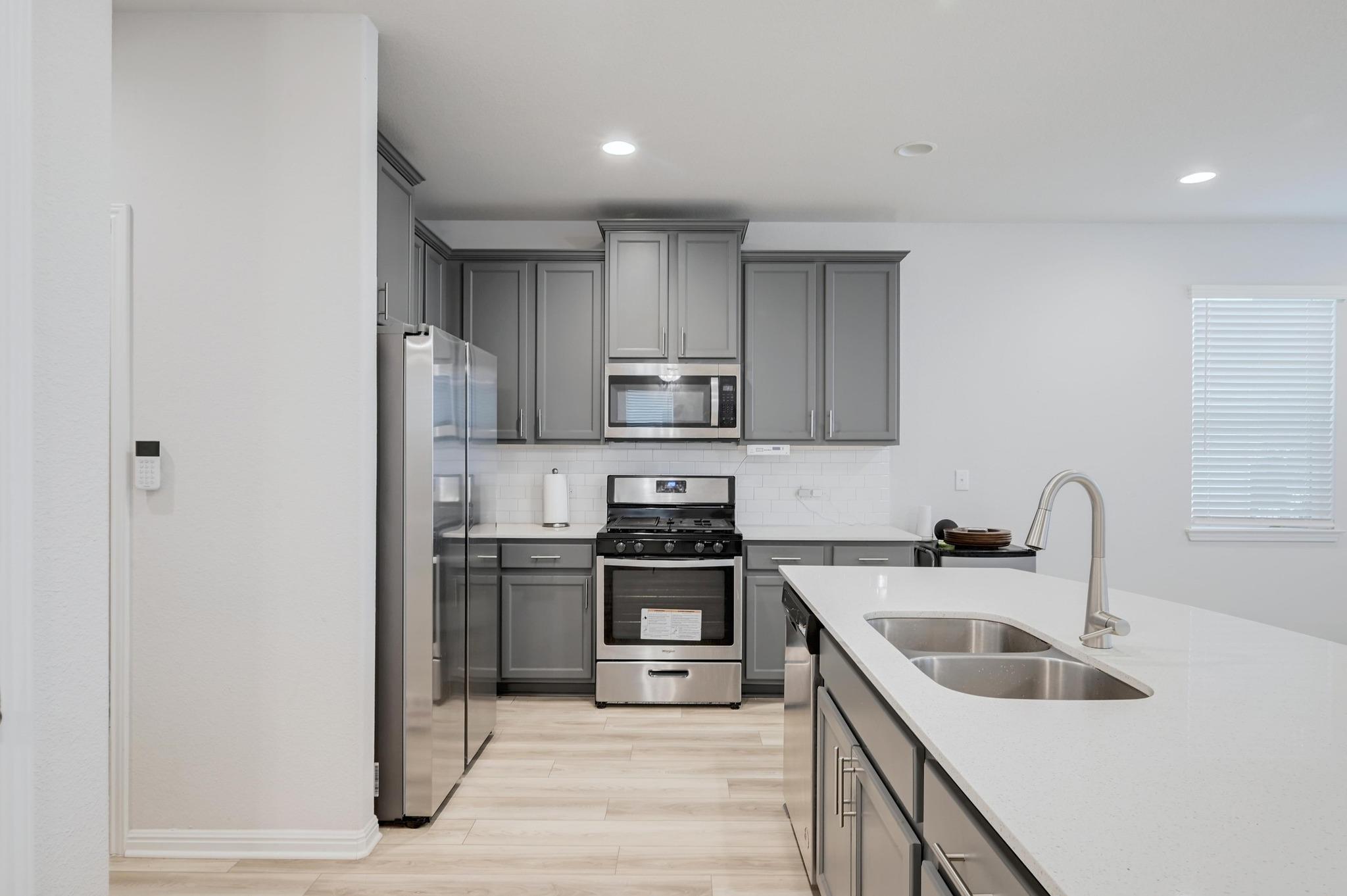 10005 Dawn Pearl Dr, Austin, TX 78748