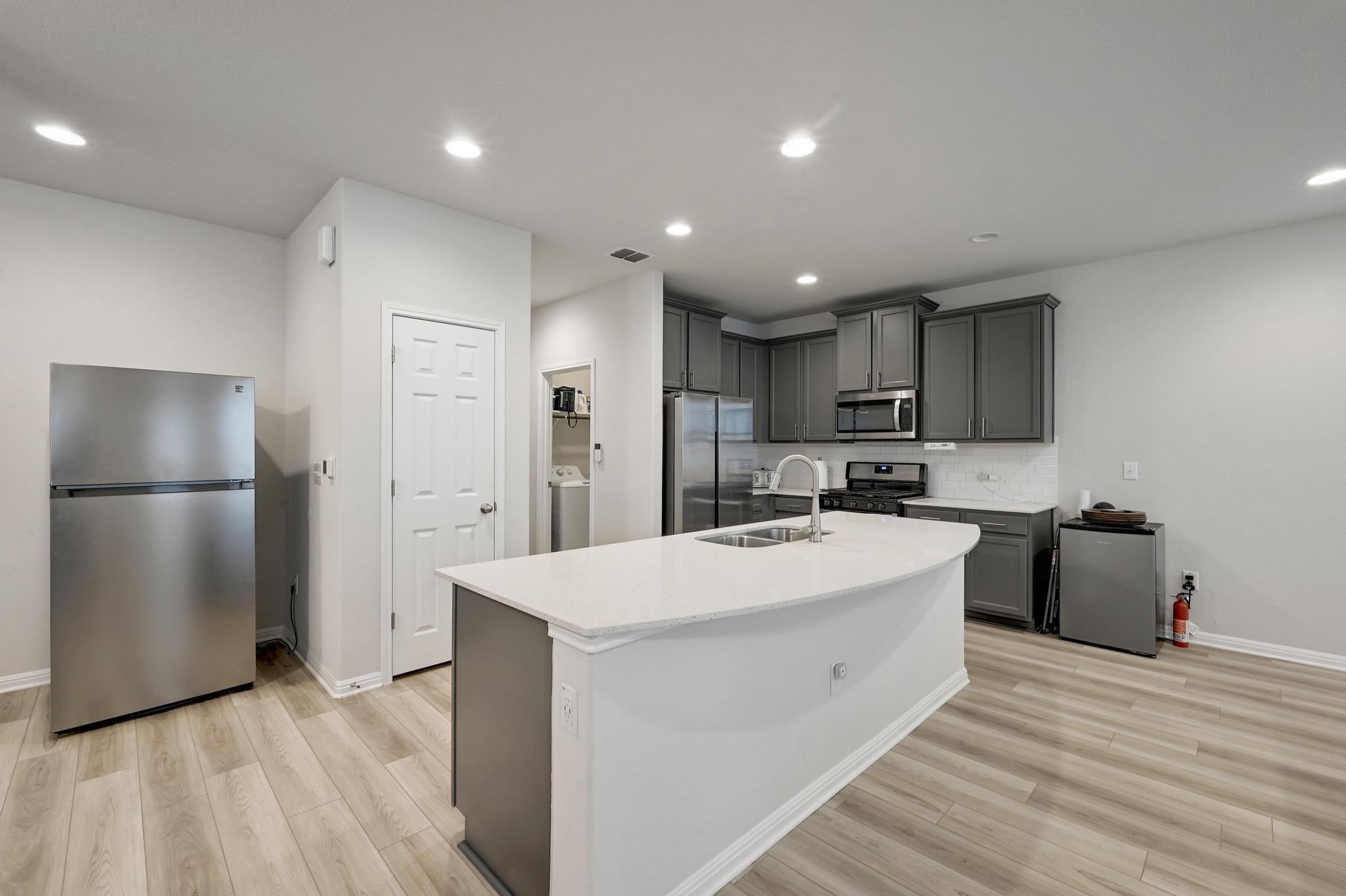 10005 Dawn Pearl Dr, Austin, TX 78748