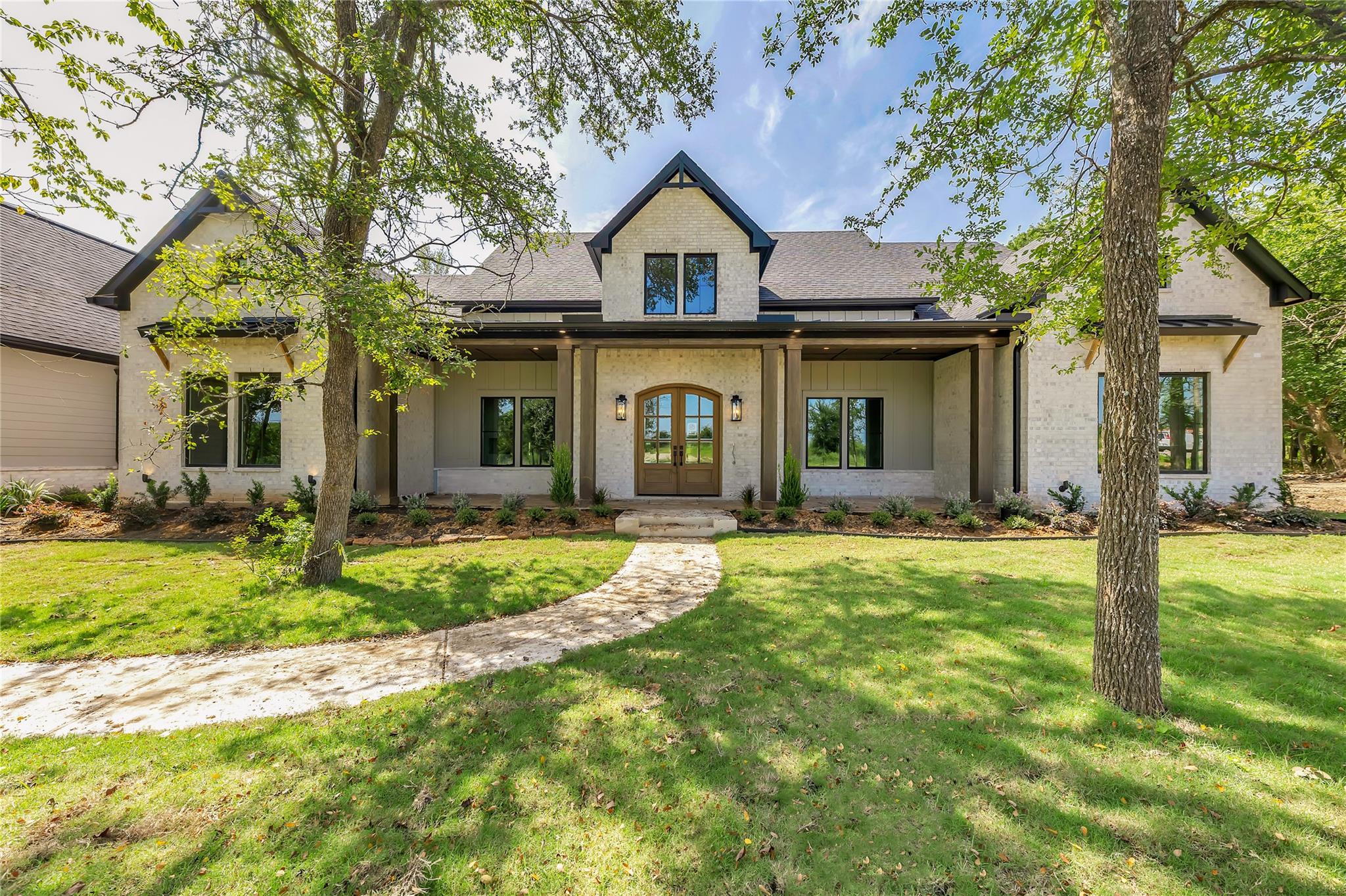 10170 Hidden Trl, Chappell Hill, TX 77426
