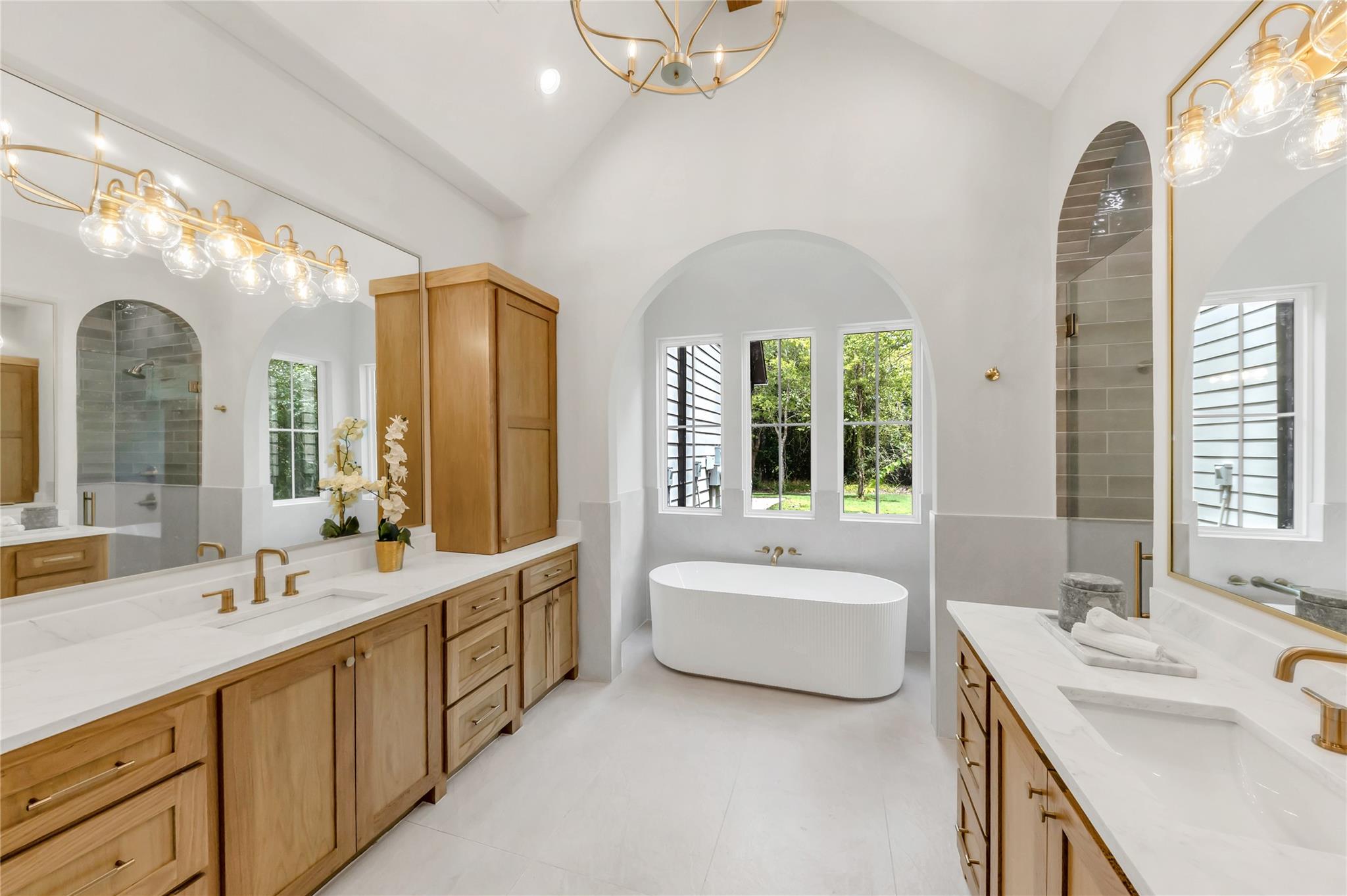 10170 Hidden Trl, Chappell Hill, TX 77426