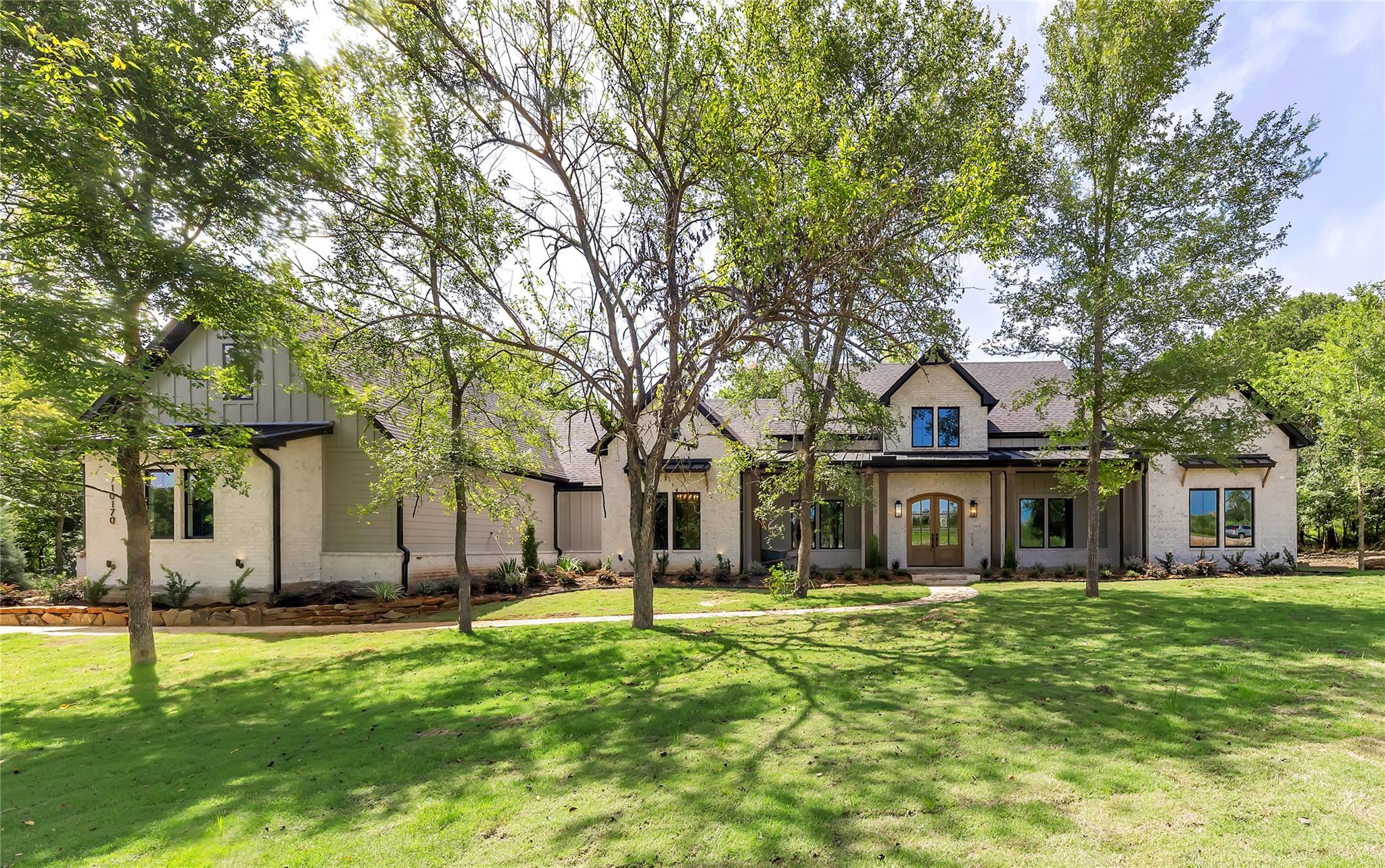 10170 Hidden Trl, Chappell Hill, TX 77426