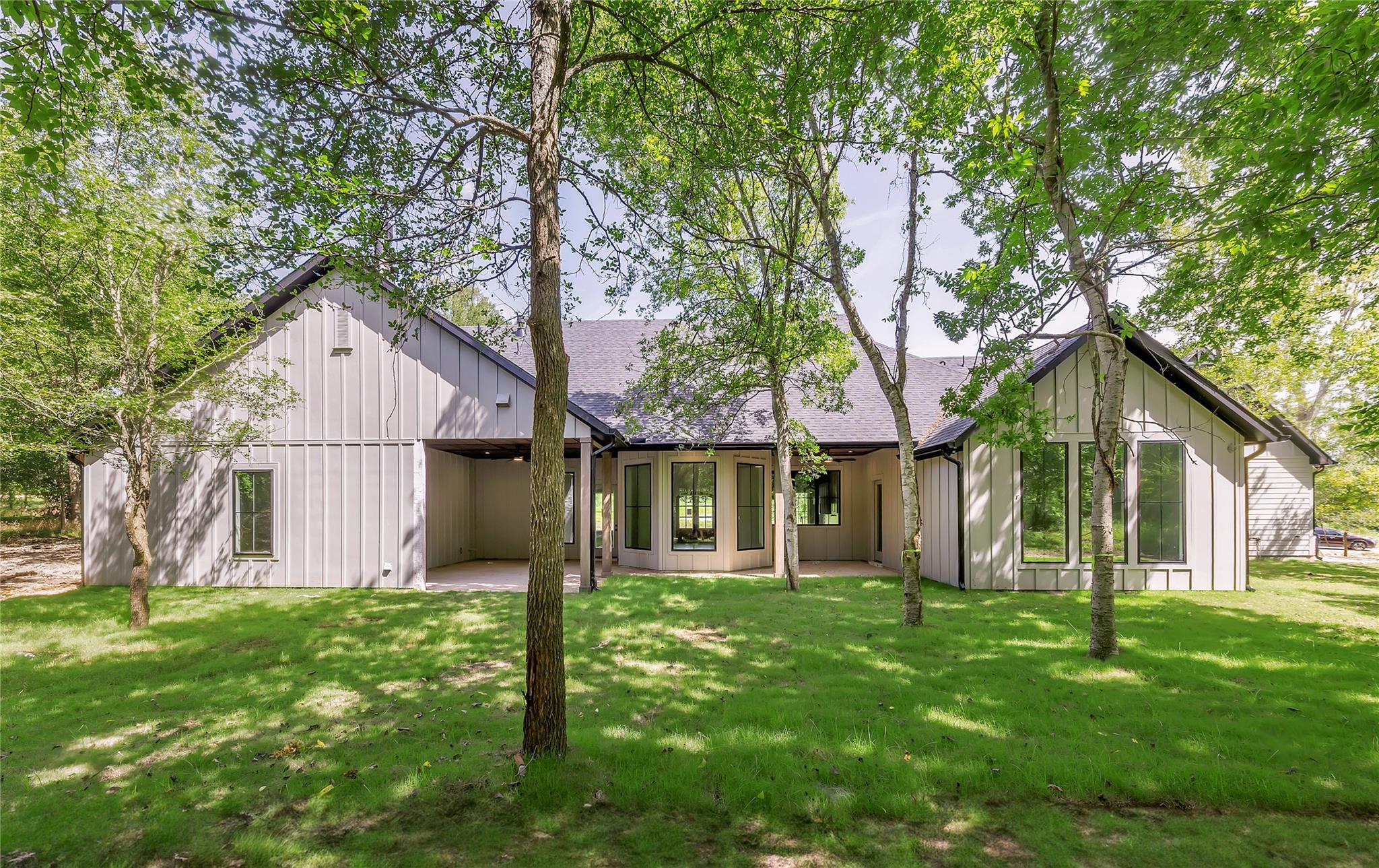 10170 Hidden Trl, Chappell Hill, TX 77426