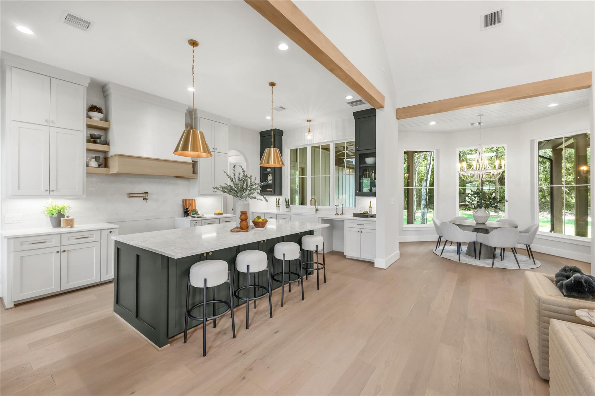 10170 Hidden Trl, Chappell Hill, TX 77426