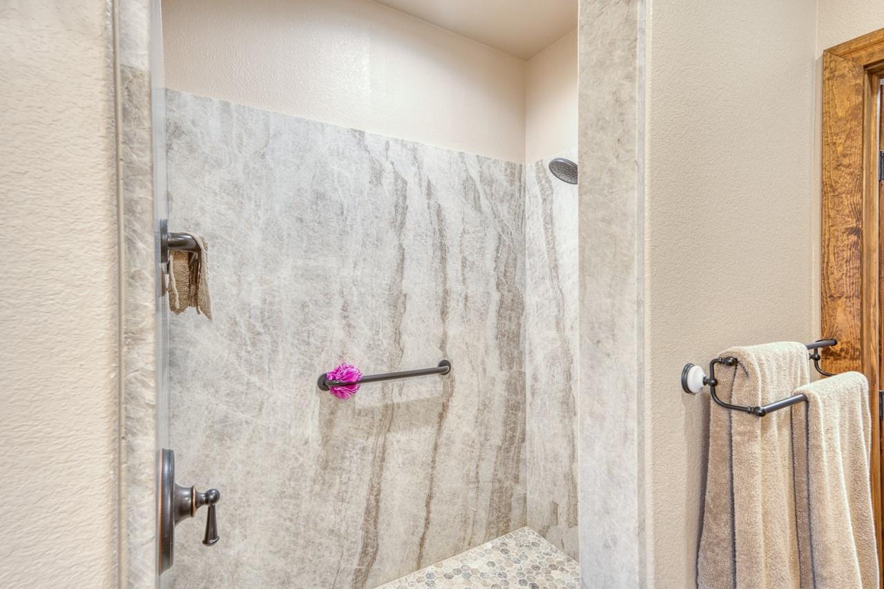 5020 County Road 252, Bertram, TX 78605