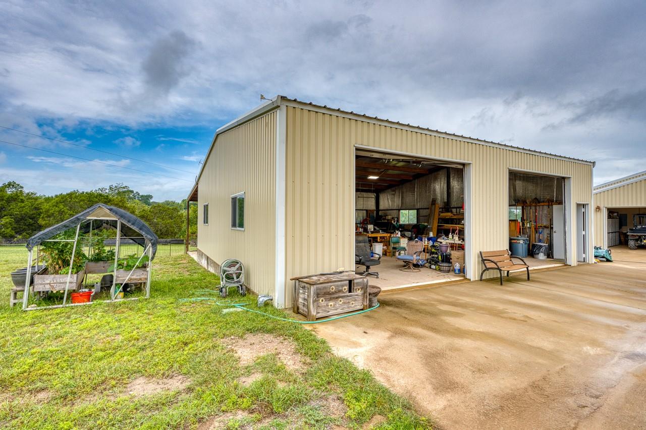 5020 County Road 252, Bertram, TX 78605