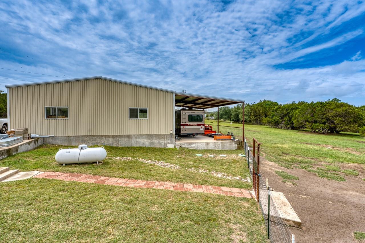 5020 County Road 252, Bertram, TX 78605