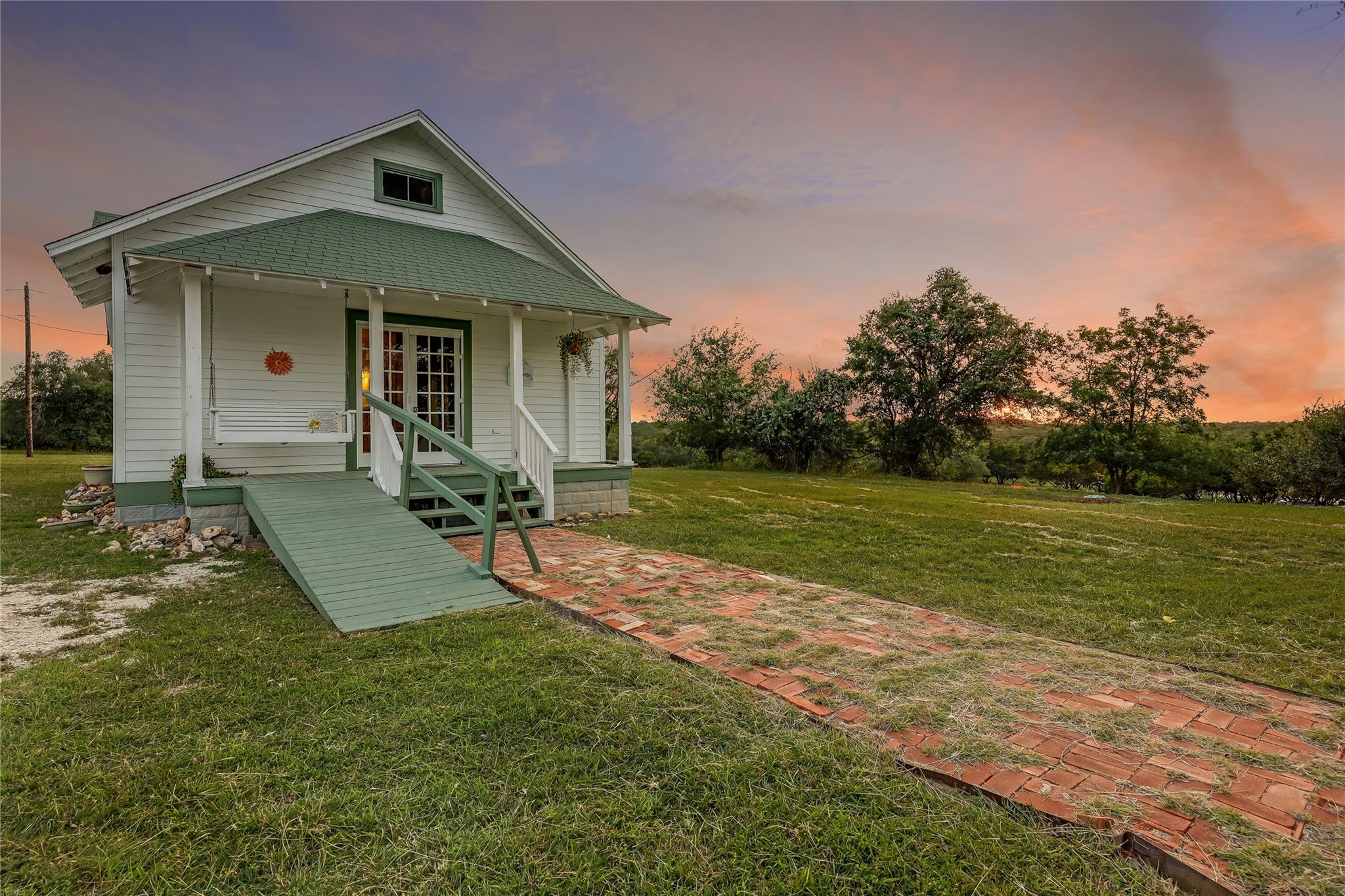 13471 Cedar Valley Rd, Salado, TX 76571