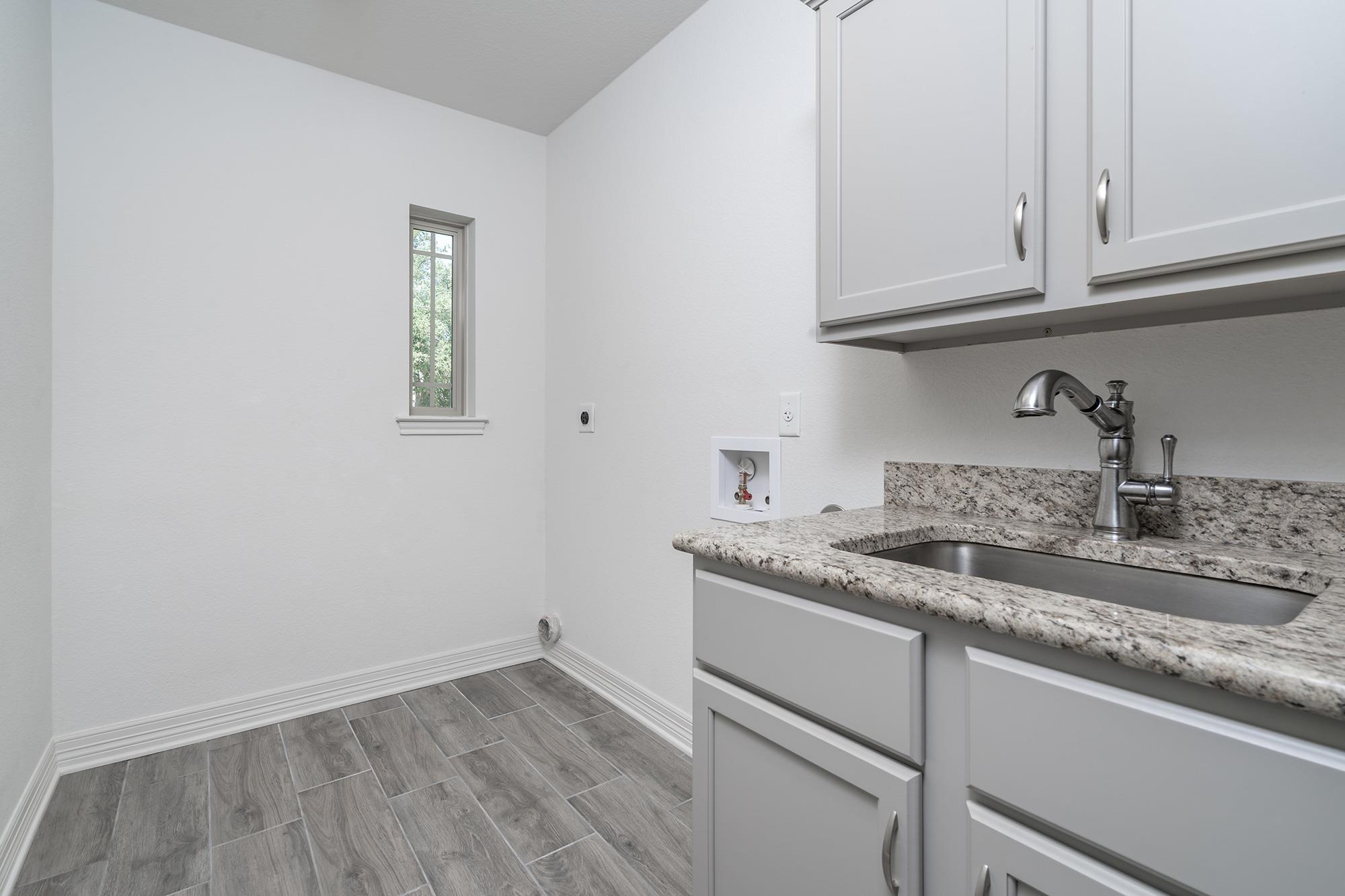 205 Presa Dr, Salado, TX 76571