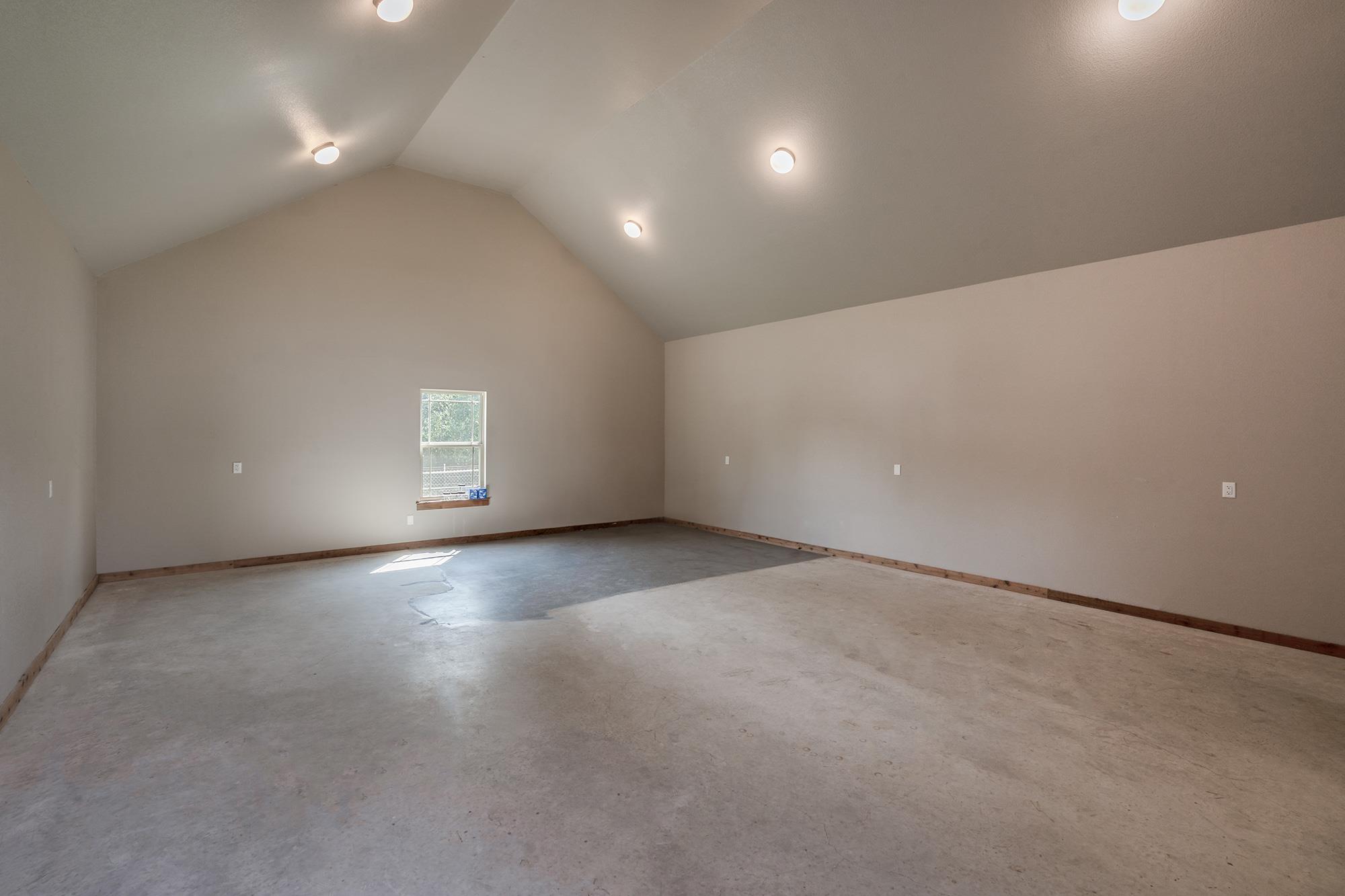 205 Presa Dr, Salado, TX 76571